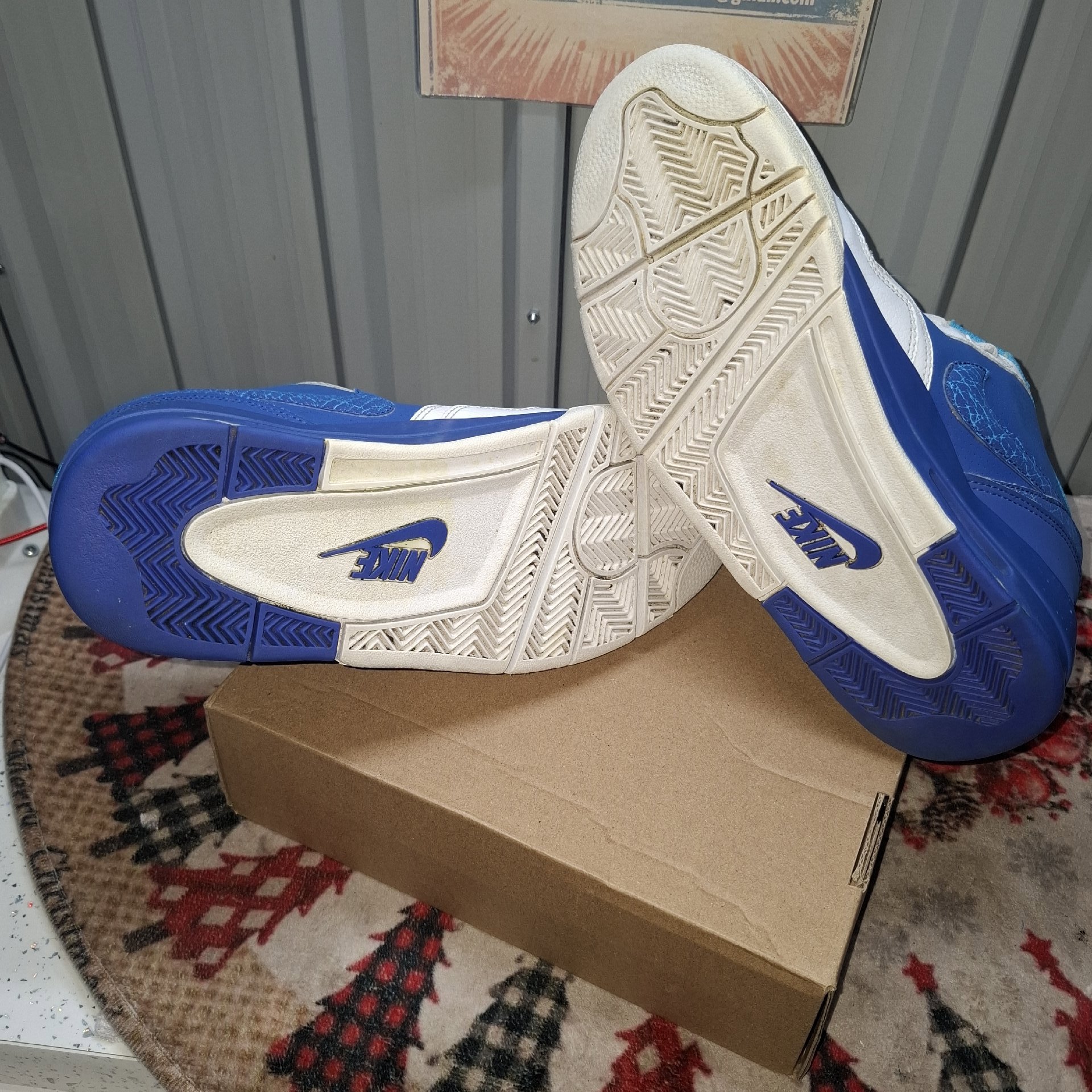 Nike Air Flight 2013 White Blue Trainers UK 8, Nike, 8, Good condition — preloved on SilentSale®