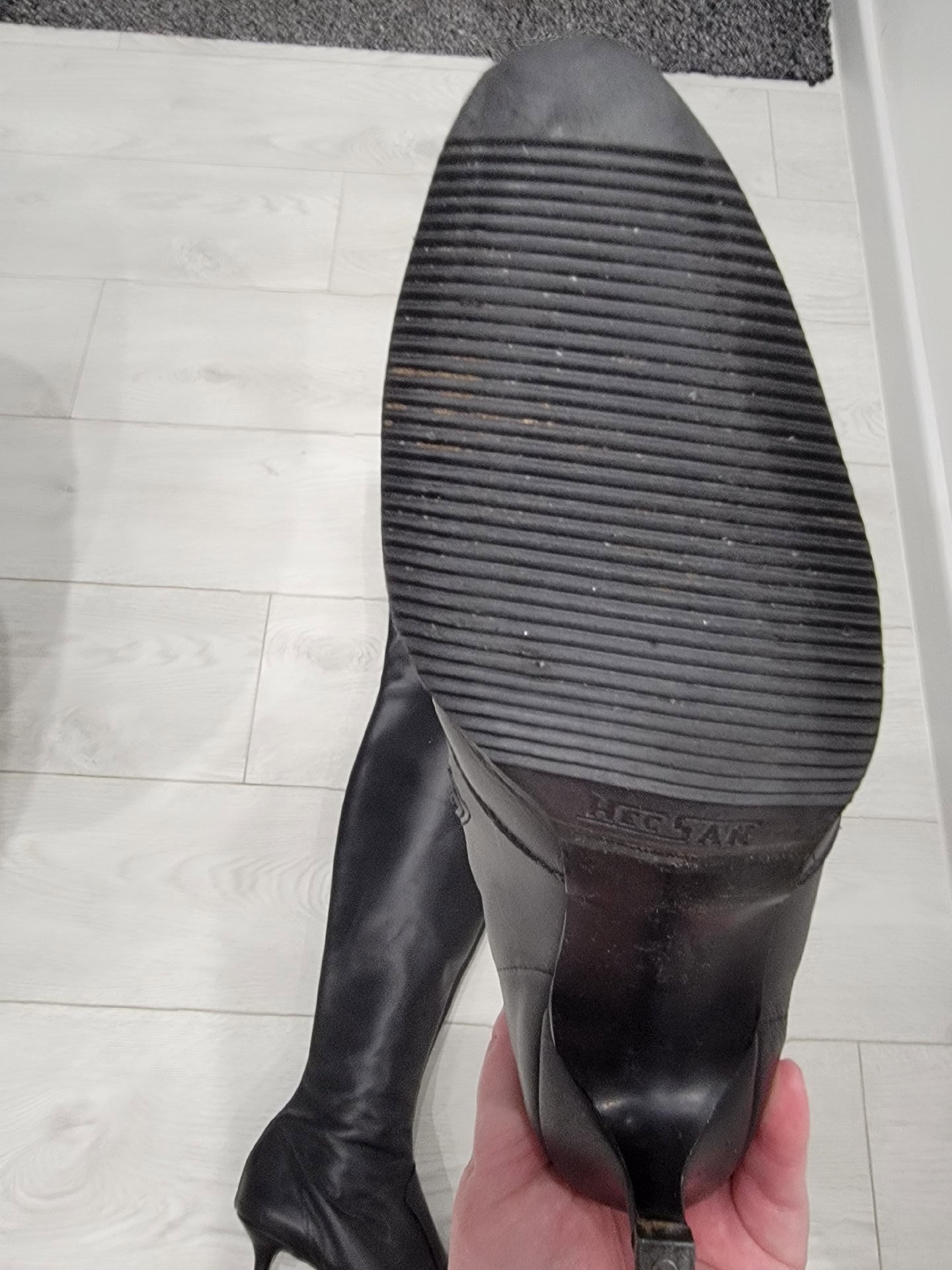 Black Leather Thigh High Boots, Leg San, 5, Good condition — preloved on SilentSale®