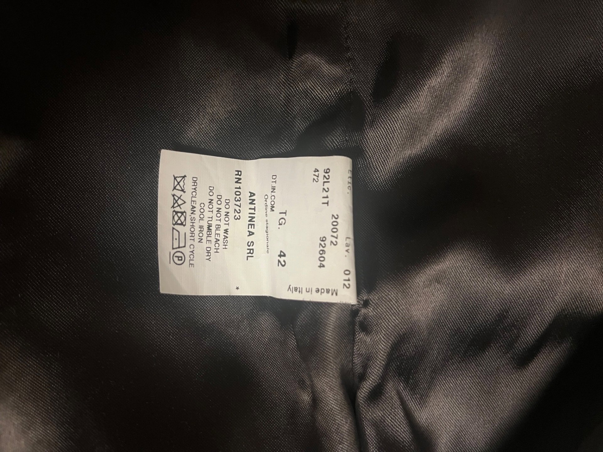 Brown Long Wool Coat – Size M, Armani, 42, Excellent condition — preloved on SilentSale®