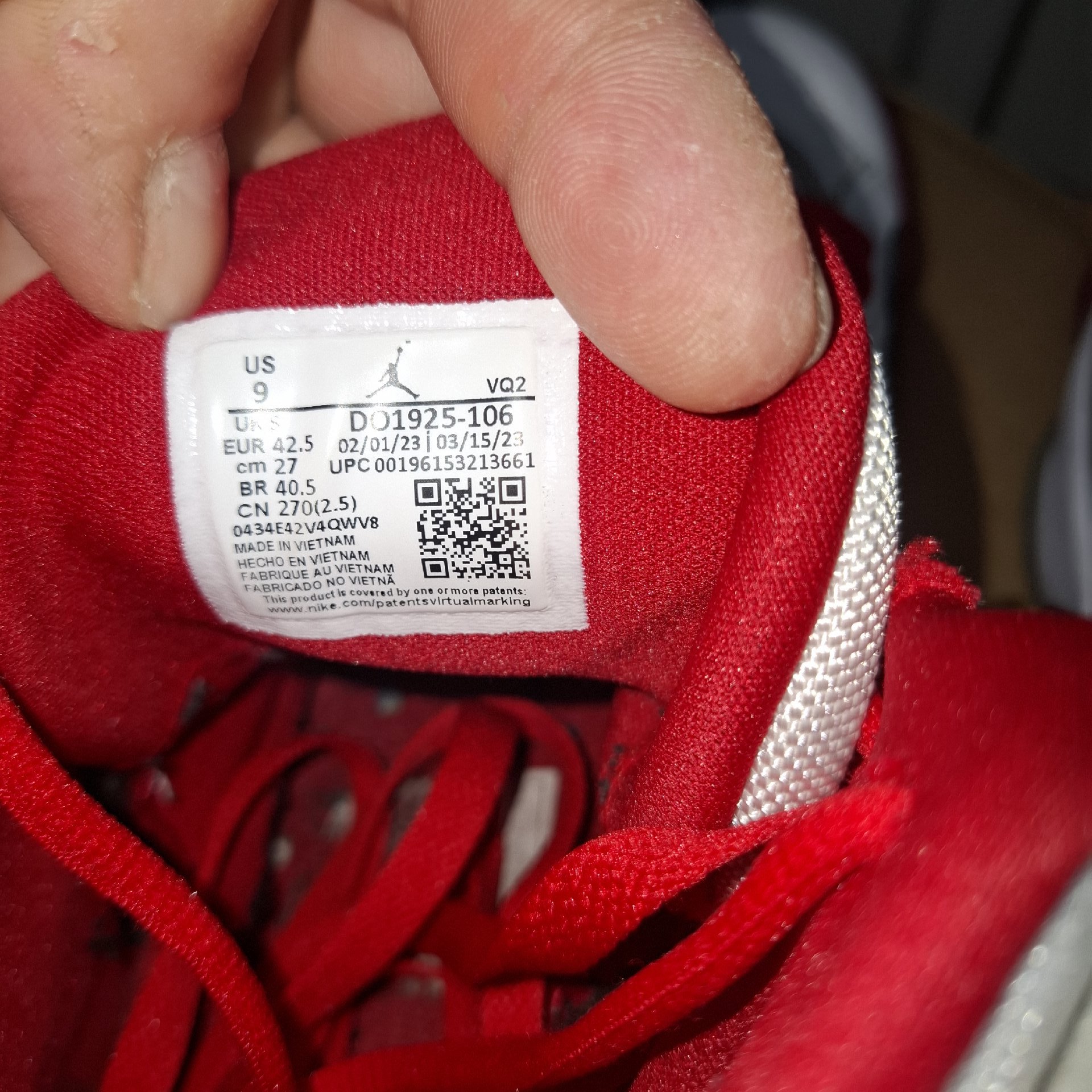 Air Jordan 6 Retro White Red Black Trainers, Jordan, 8, Good condition — preloved on SilentSale®