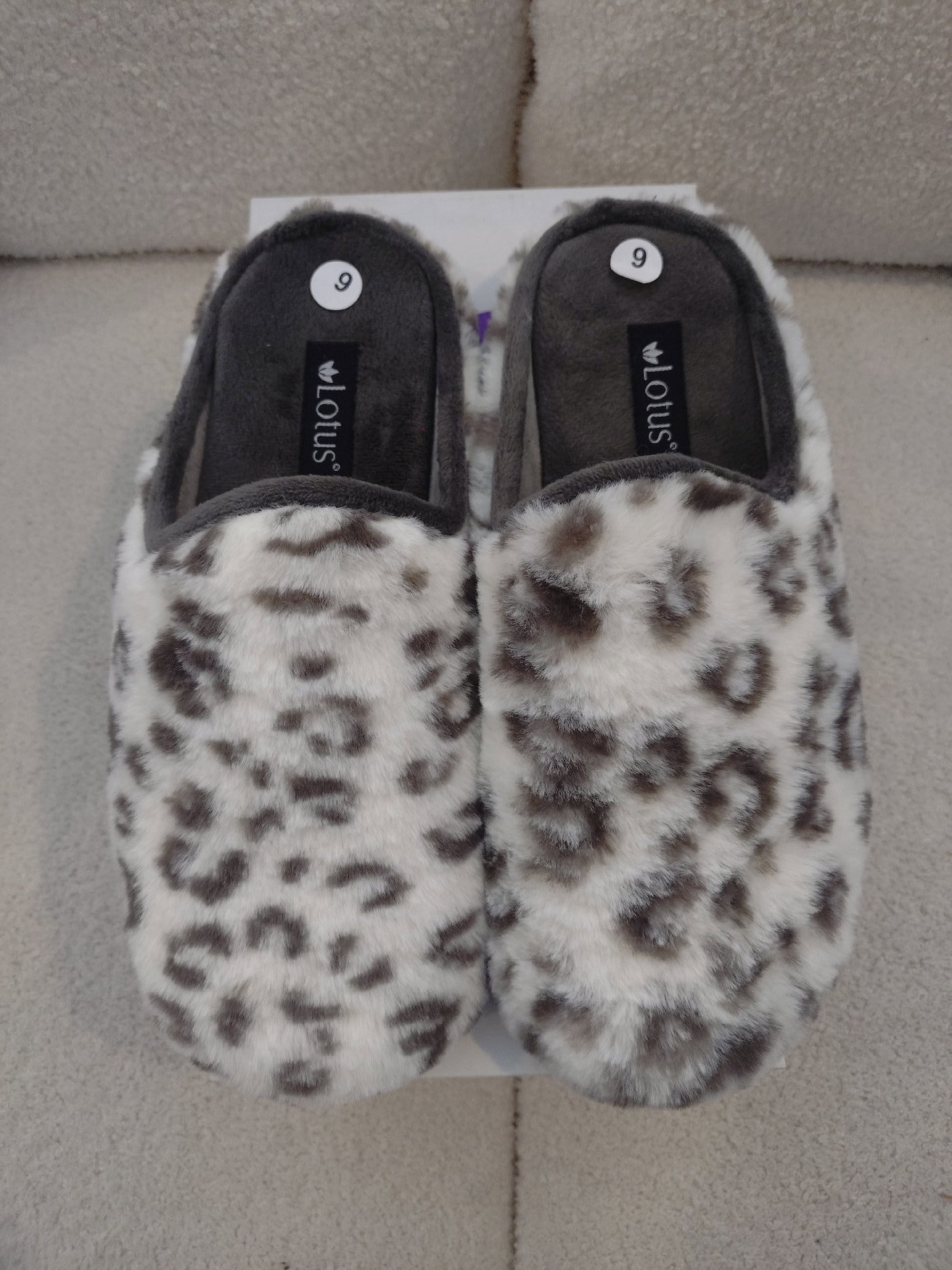 Lotus White Leopard Print Slippers – UK 6, Lotus, 6, New condition — preloved on SilentSale®