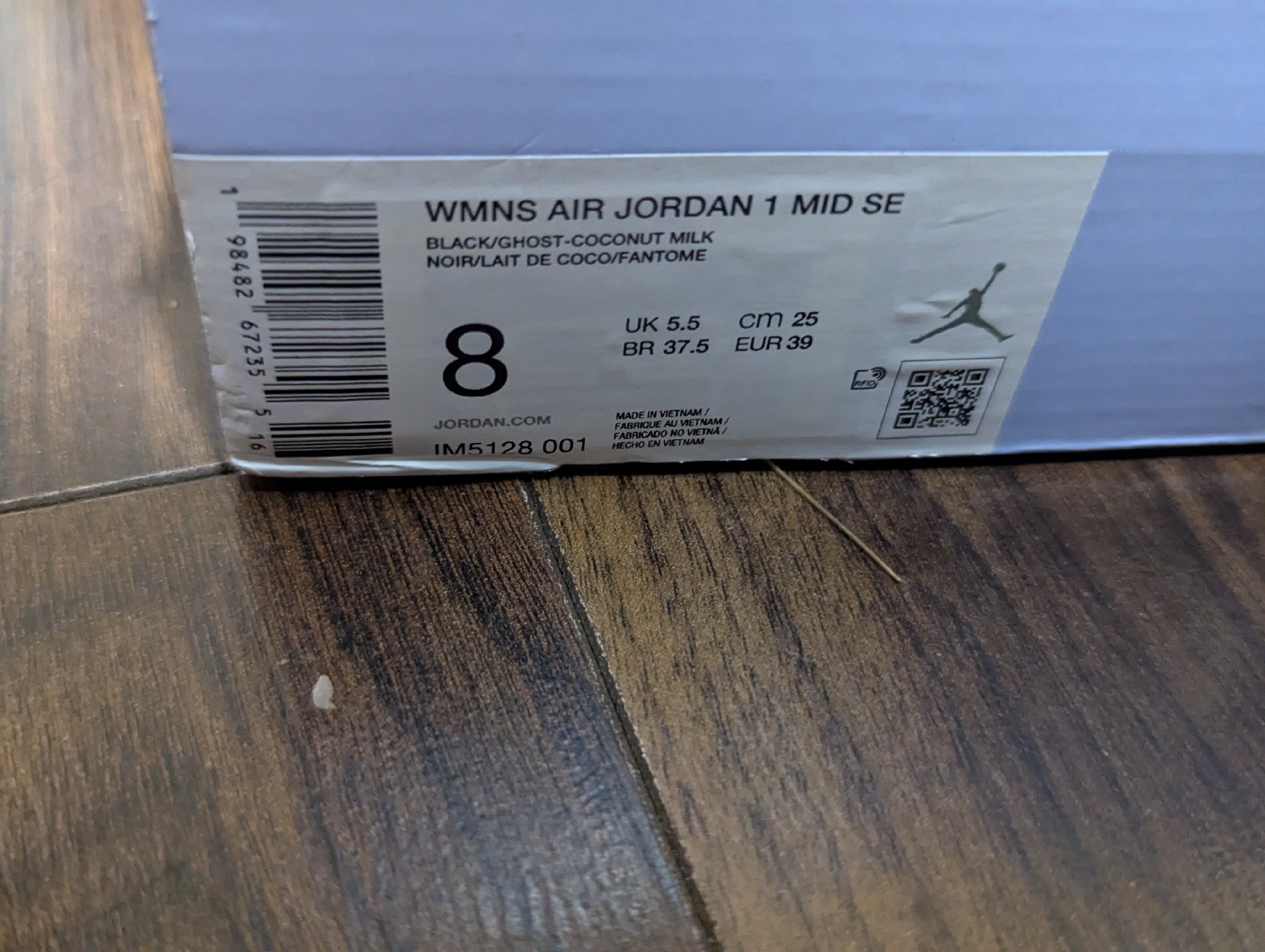 Air Jordan 1 Mid Navy Blue White Trainers – UK 5.5, Nike, 5.5, New condition — preloved on SilentSale®