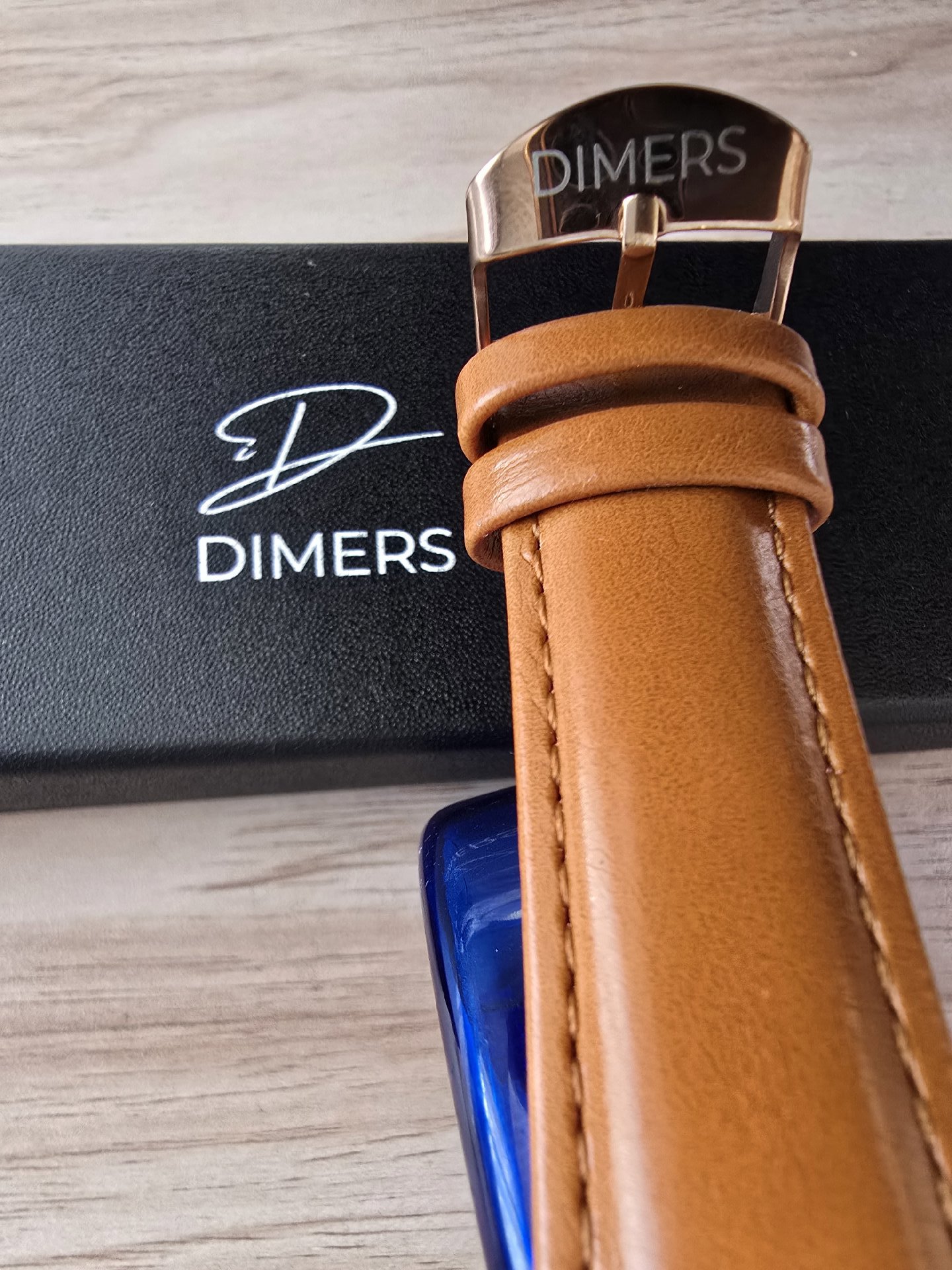 Dimers Men's Quartz Watch with Brown Leather Strap, Dimers, One Size, Excellent condition — preloved on SilentSale®