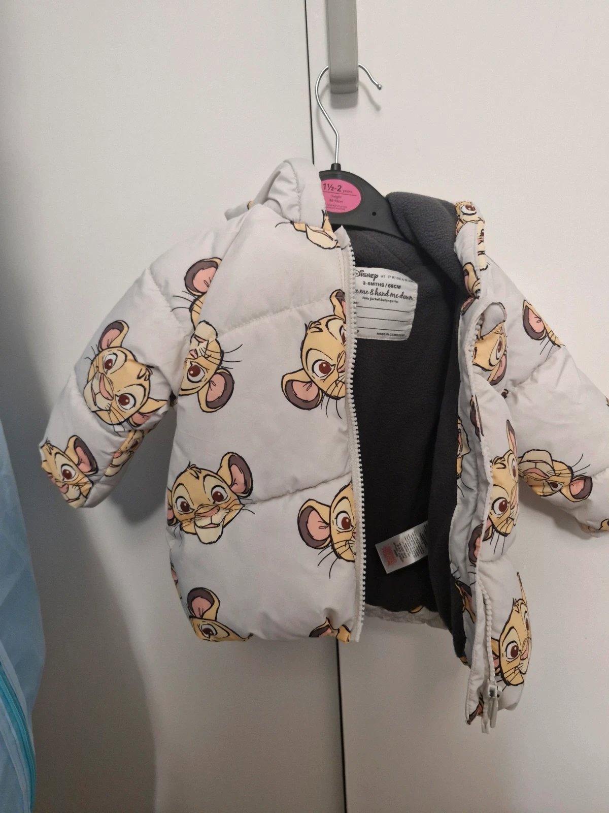 Lion king baby coat, Disney x Primark, 3-6M, Excellent condition — preloved on SilentSale®