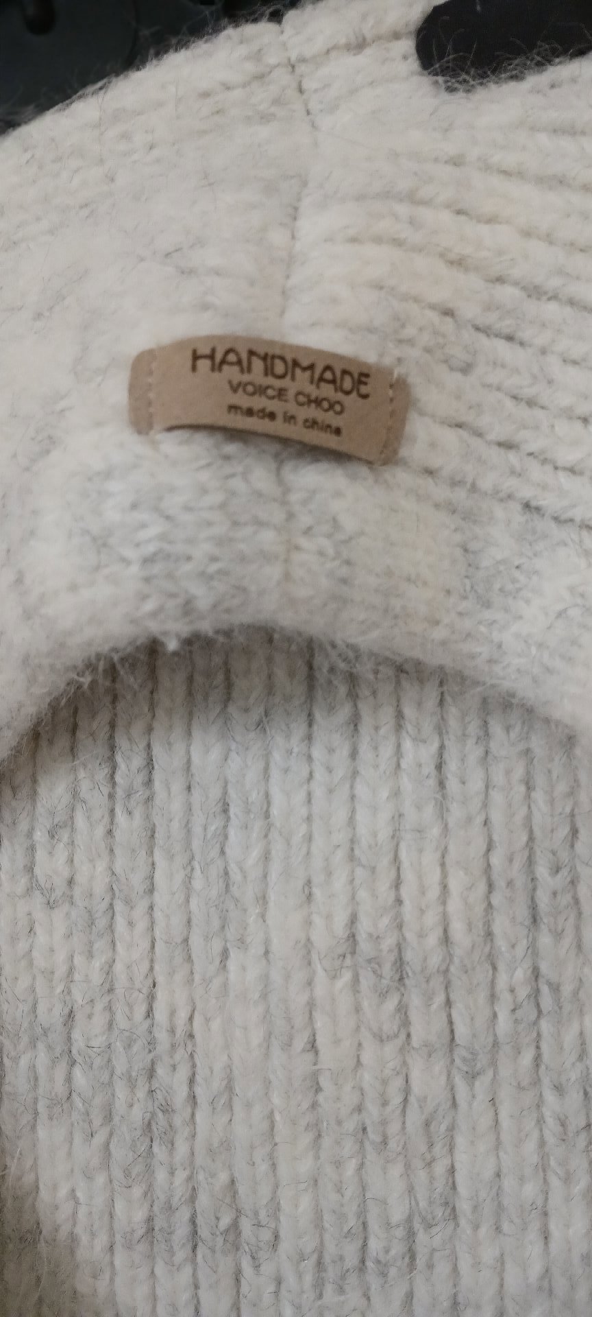 Voice Choo Handmade Knitted Hooded Neck Warmer Scarf, Voice Choo, One Size, Excellent condition — preloved on SilentSale®