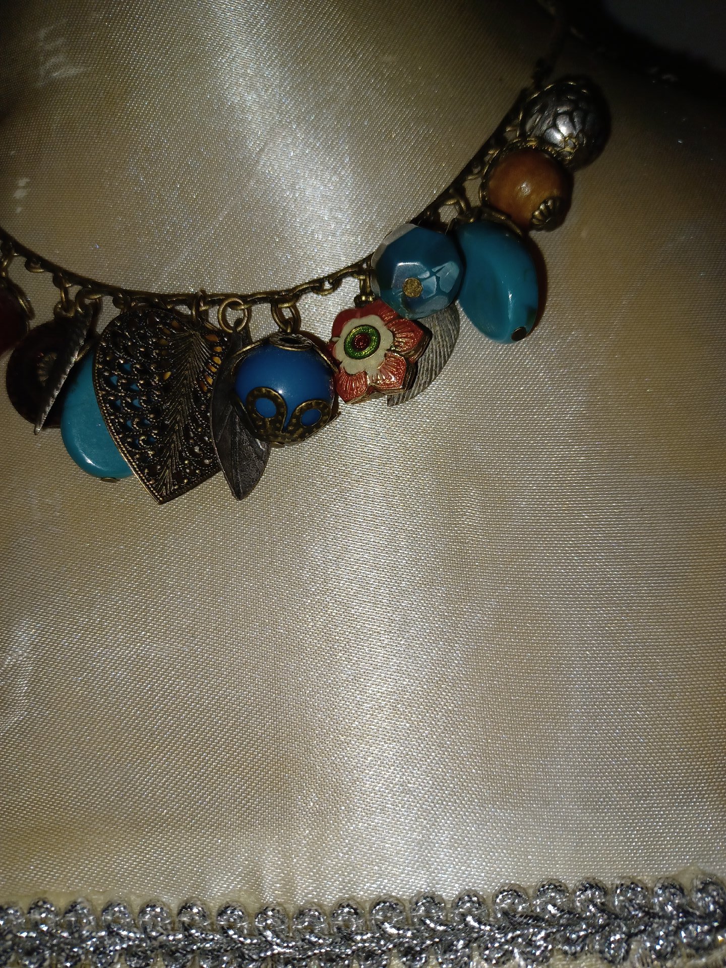 Necklace, Unbranded, One Size, Good condition — preloved on SilentSale®