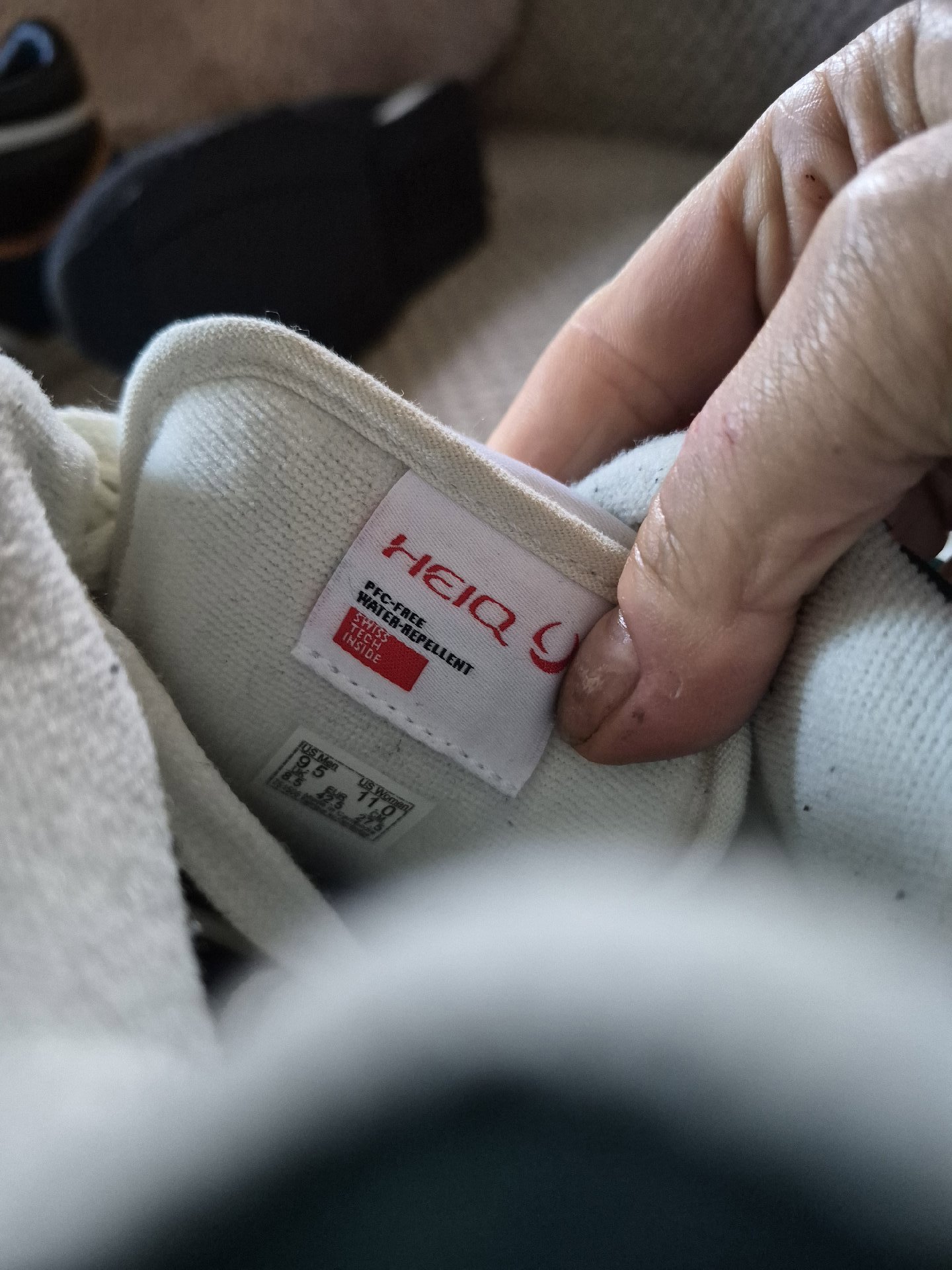 HeiQ Green and White Water-Repellent Trainers UK 8.5, HeiQ, 8.5, New condition — preloved on SilentSale®