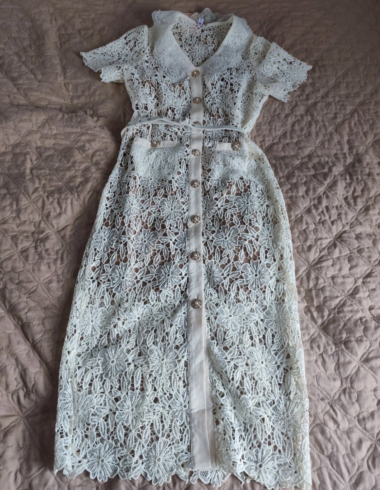 White Lace Midi Dress with Belt and Pearl Buttons, ellystore, 14, Excellent condition — preloved on SilentSale®