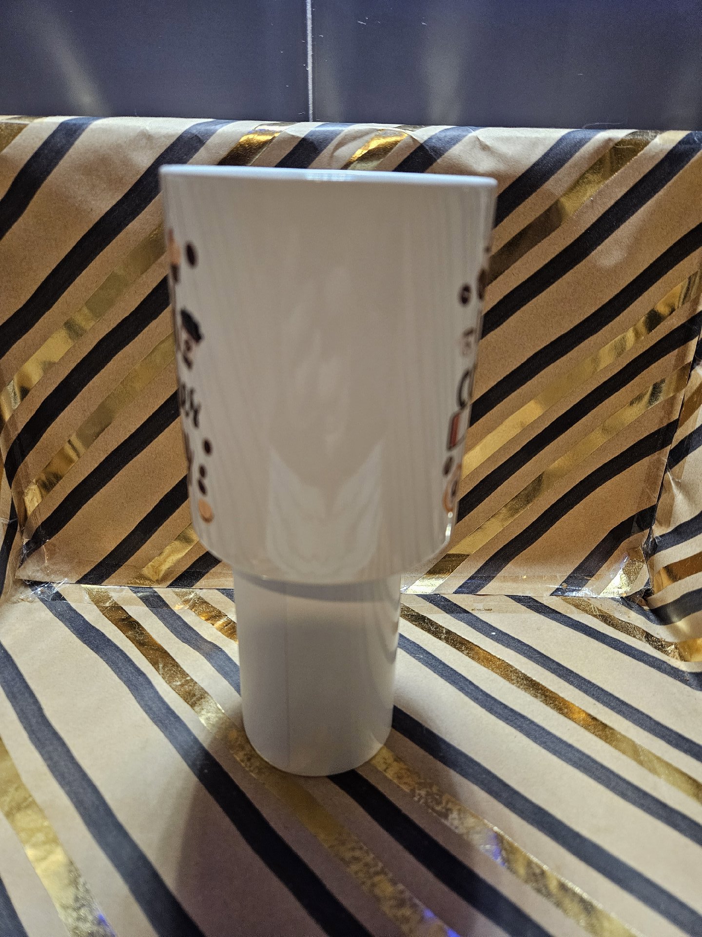 White Ceramic Coffee Mug with 'I Need Coffee' Print, Unbranded, One Size, New condition — preloved on SilentSale®