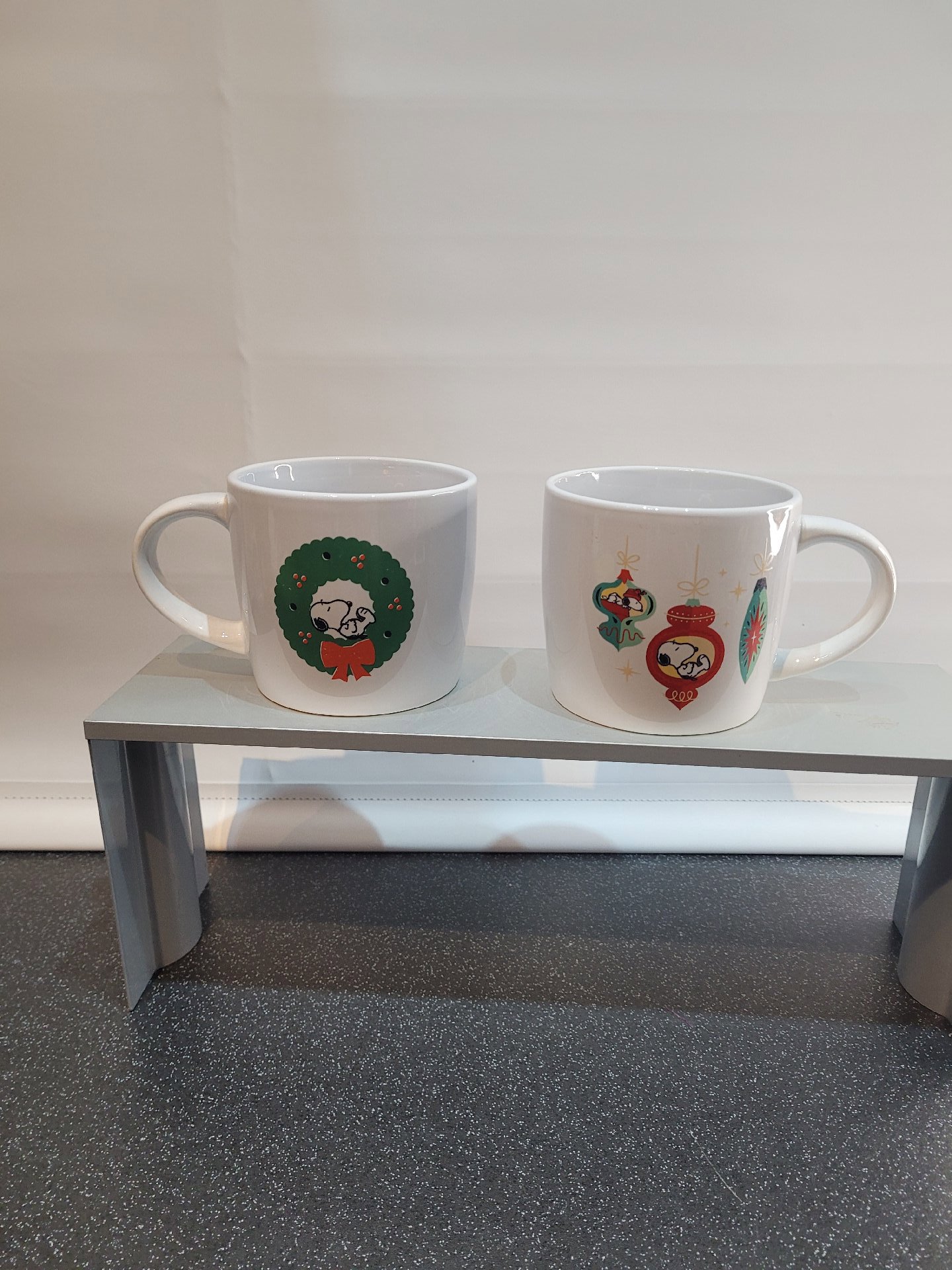 Snoopy Peanuts X 2 Christmas Themed Ceramic Mugs, Snoopy, Medium, Like New condition — preloved on SilentSale®