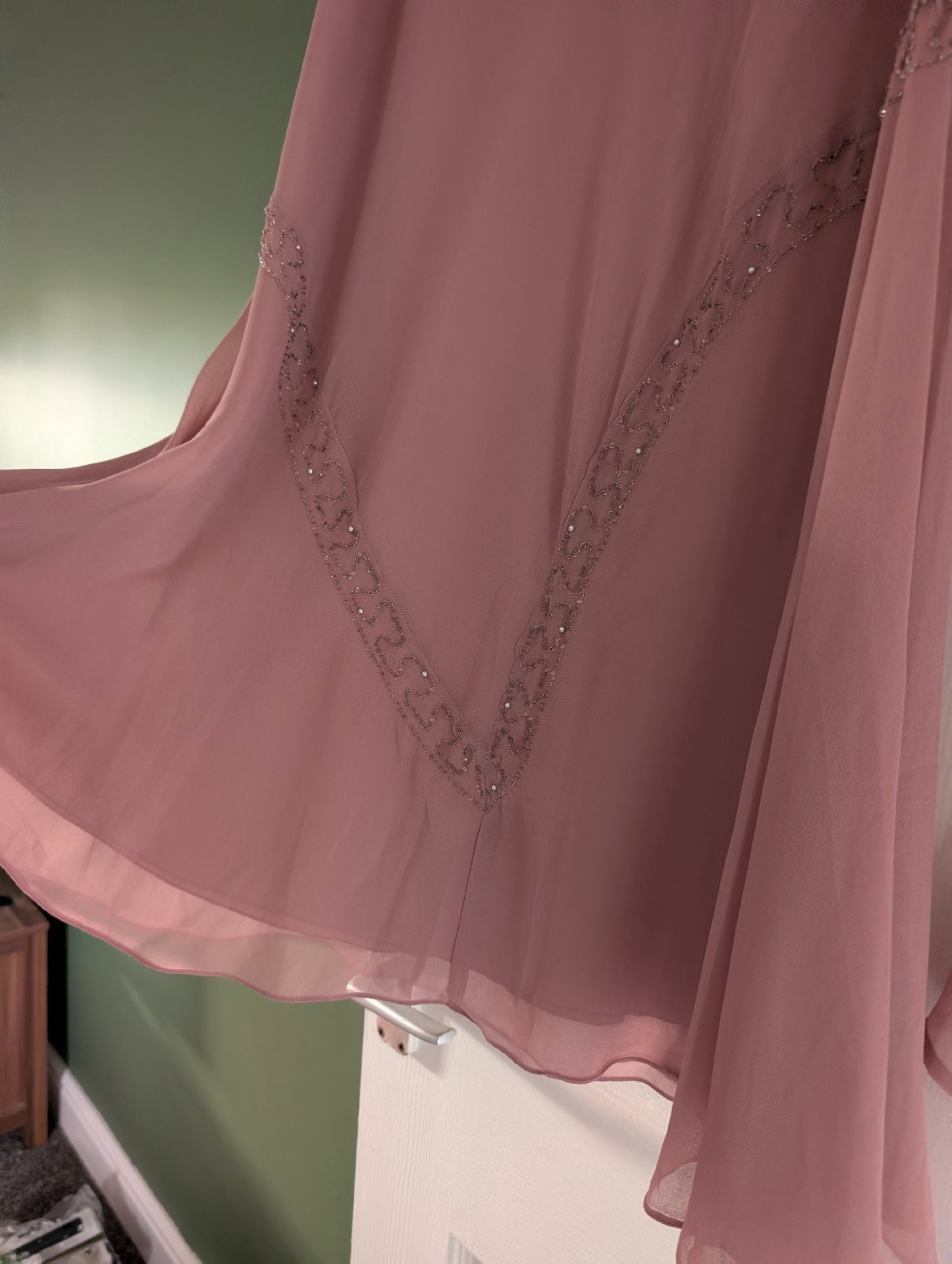 Berkertex Pink Beaded Evening Skirt and Top Set, Berkertex, 18, Excellent condition — preloved on SilentSale®