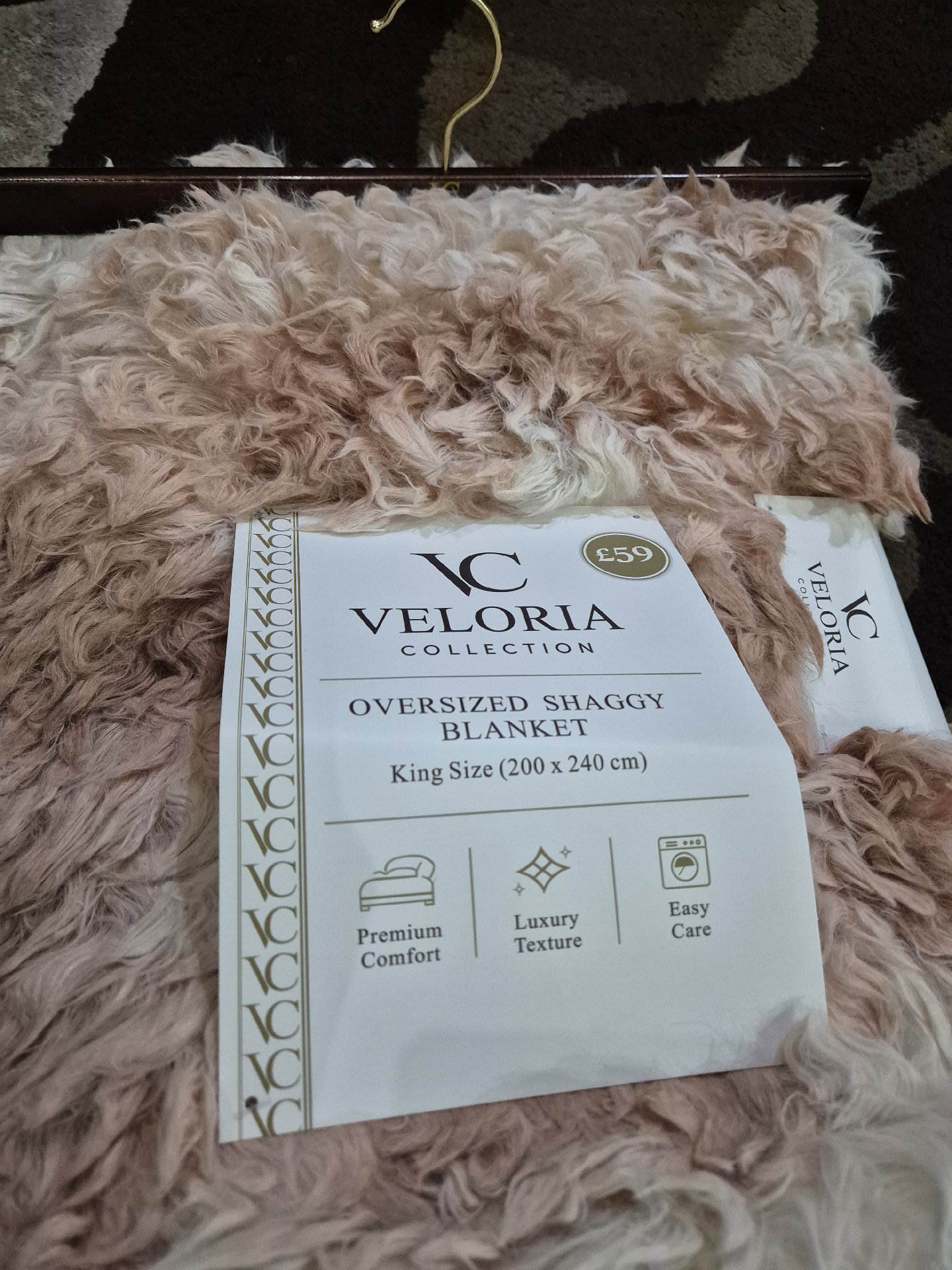 Veloria Collection Oversized Shaggy Blanket King Size 200x240 cm, Veloria Collection, King Size 200x240 cm, New condition — preloved on SilentSale®