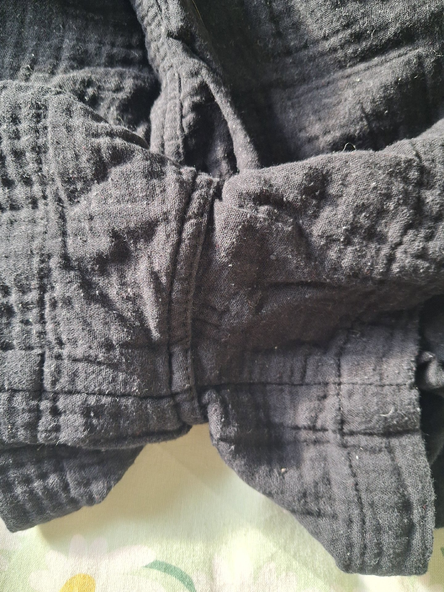 Black Cotton Casual Shorts, H&M, M, Excellent condition — preloved on SilentSale®