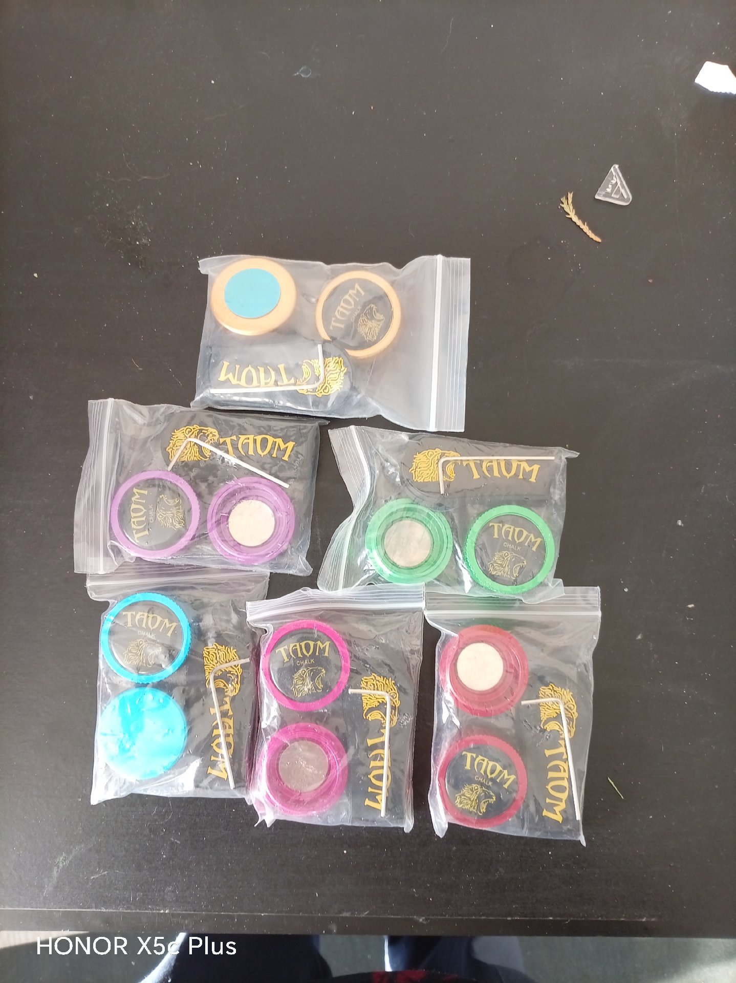 Taom Pool Cue Chalk Set Various Colours, Taom, Small, New condition — preloved on SilentSale®