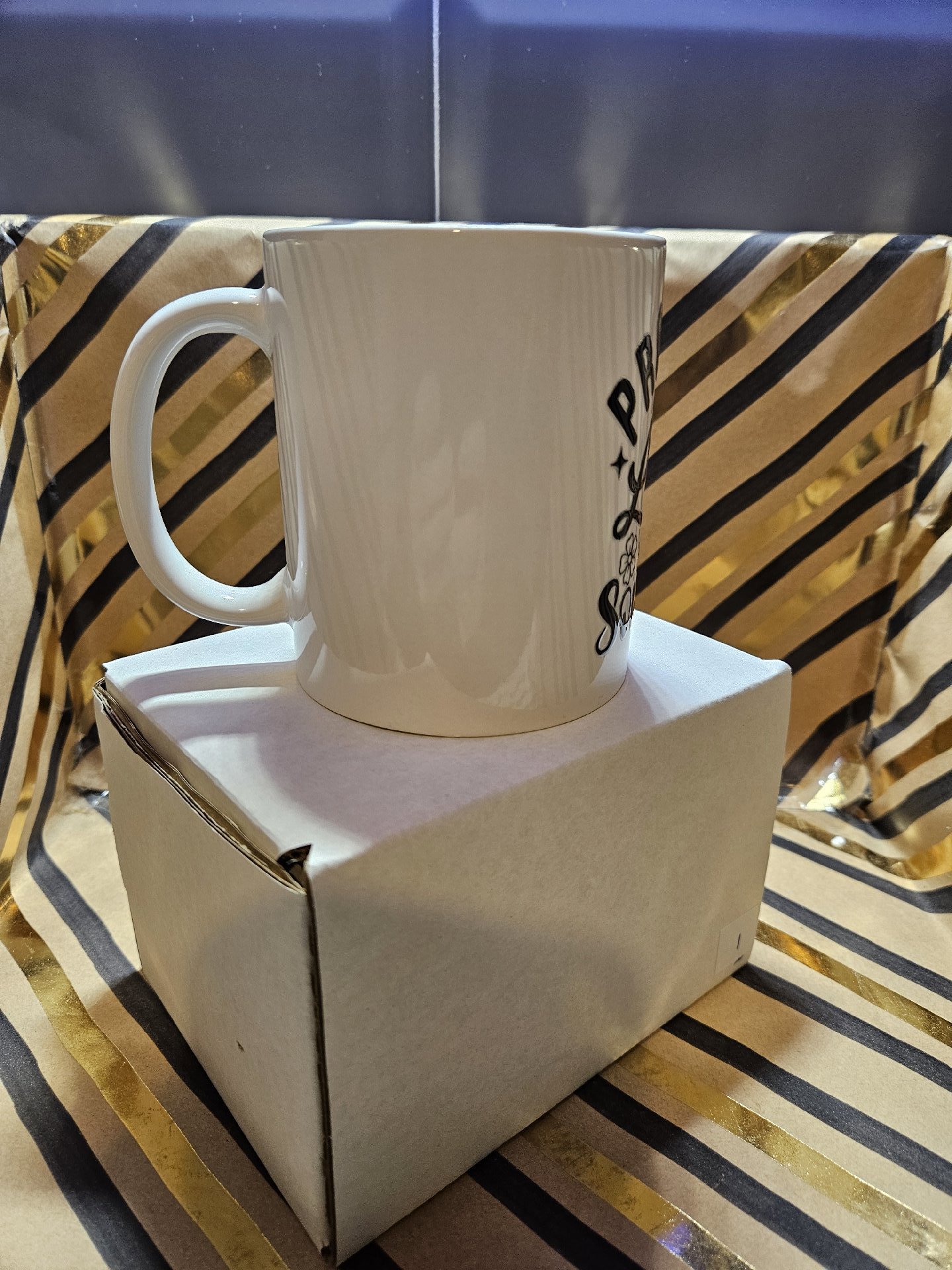 White Ceramic Mug with 'Probably Late For Something' Print, Unbranded, One Size, New condition — preloved on SilentSale®
