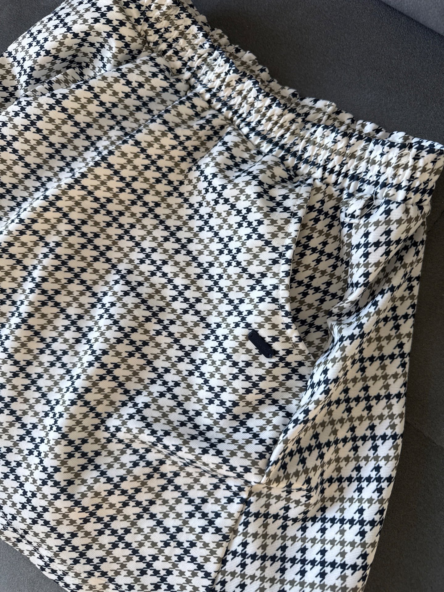  A-Line girls Skirt 8-9years, Le Chic, 9 years, Excellent condition — preloved on SilentSale®