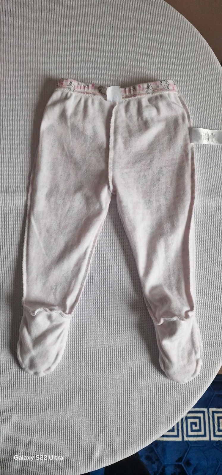 Girls trousers with feet, Primark, 6-9 months / 68 cm, Excellent condition — preloved on SilentSale®