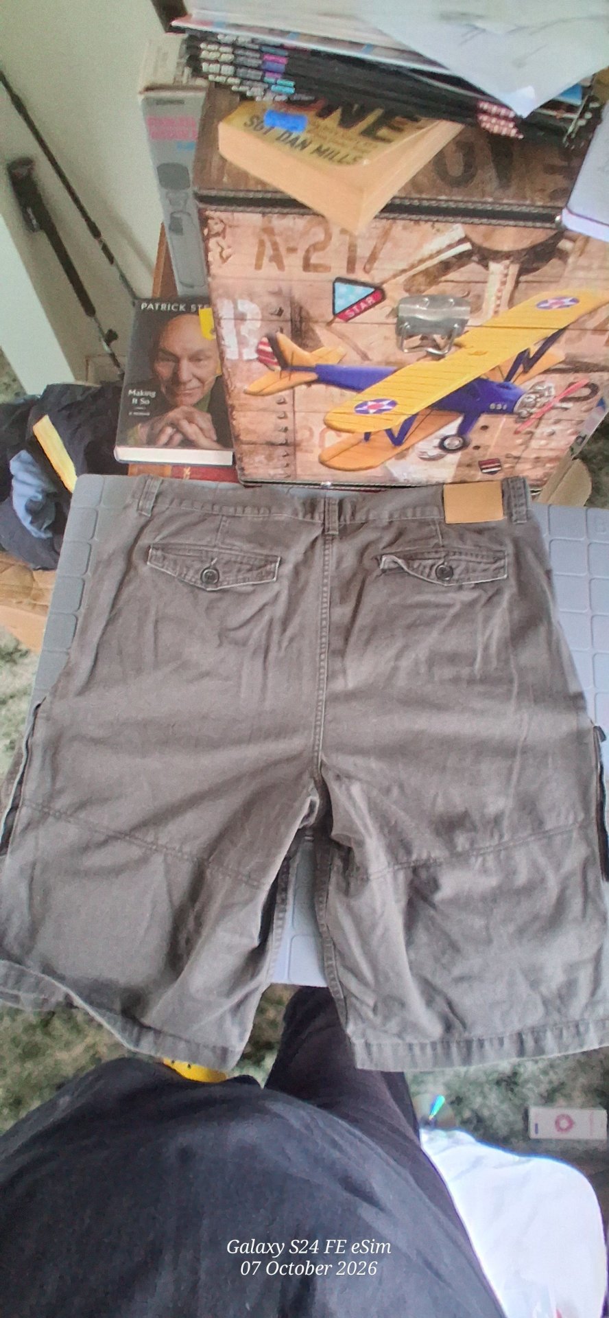 Firetrap Khaki DARK/ MID GREY Cargo Shorts 3XL, Firetrap, 3XL, Good condition — preloved on SilentSale®