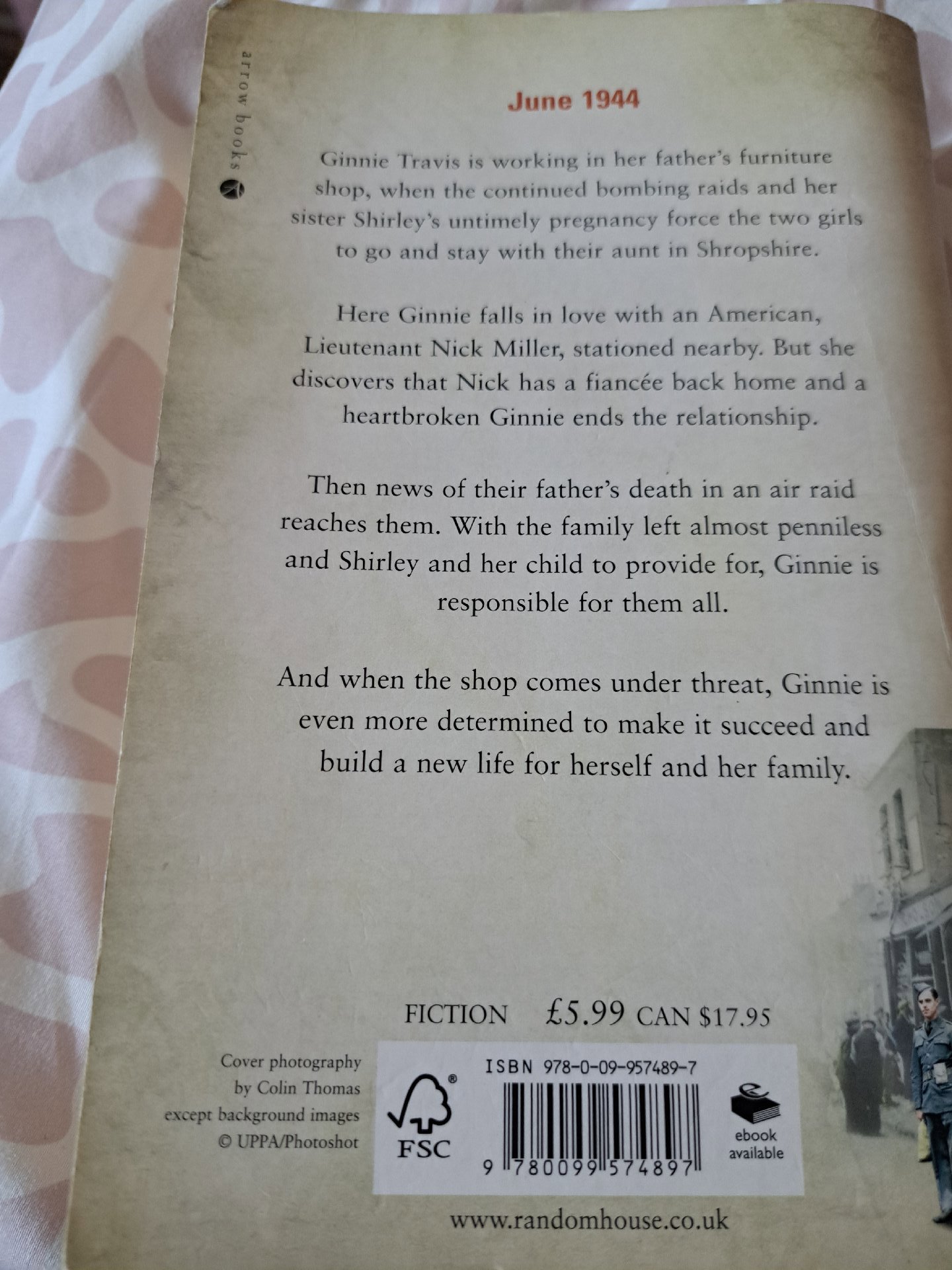 The shopkeeper's daughter — Lily Baxter, Unbranded, One Size, Good condition — preloved on SilentSale®