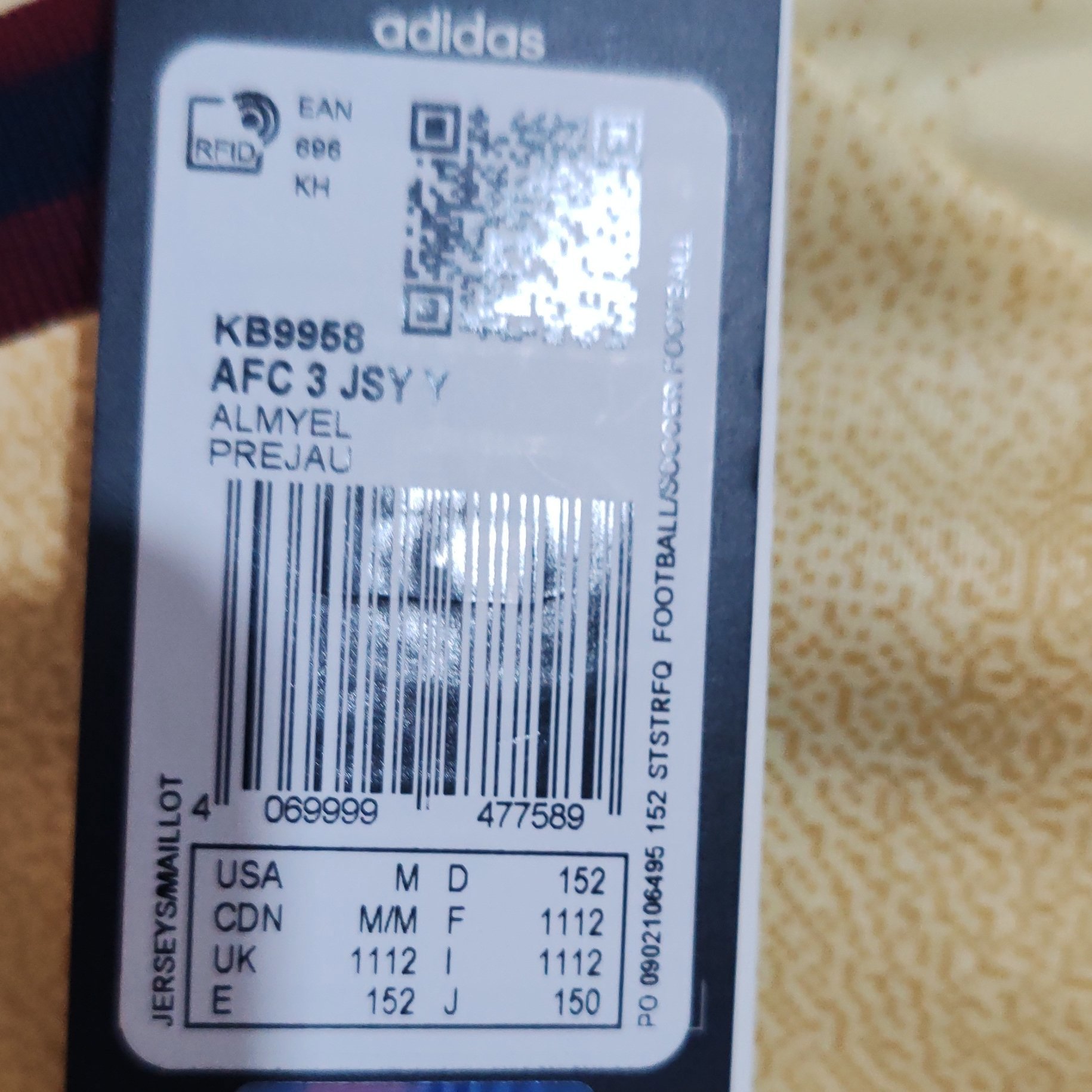 Adidas Arsenal Football Jersey Yellow Burgundy Navy – 11-12Y, Adidas, 11-12 years, New condition — preloved on SilentSale®