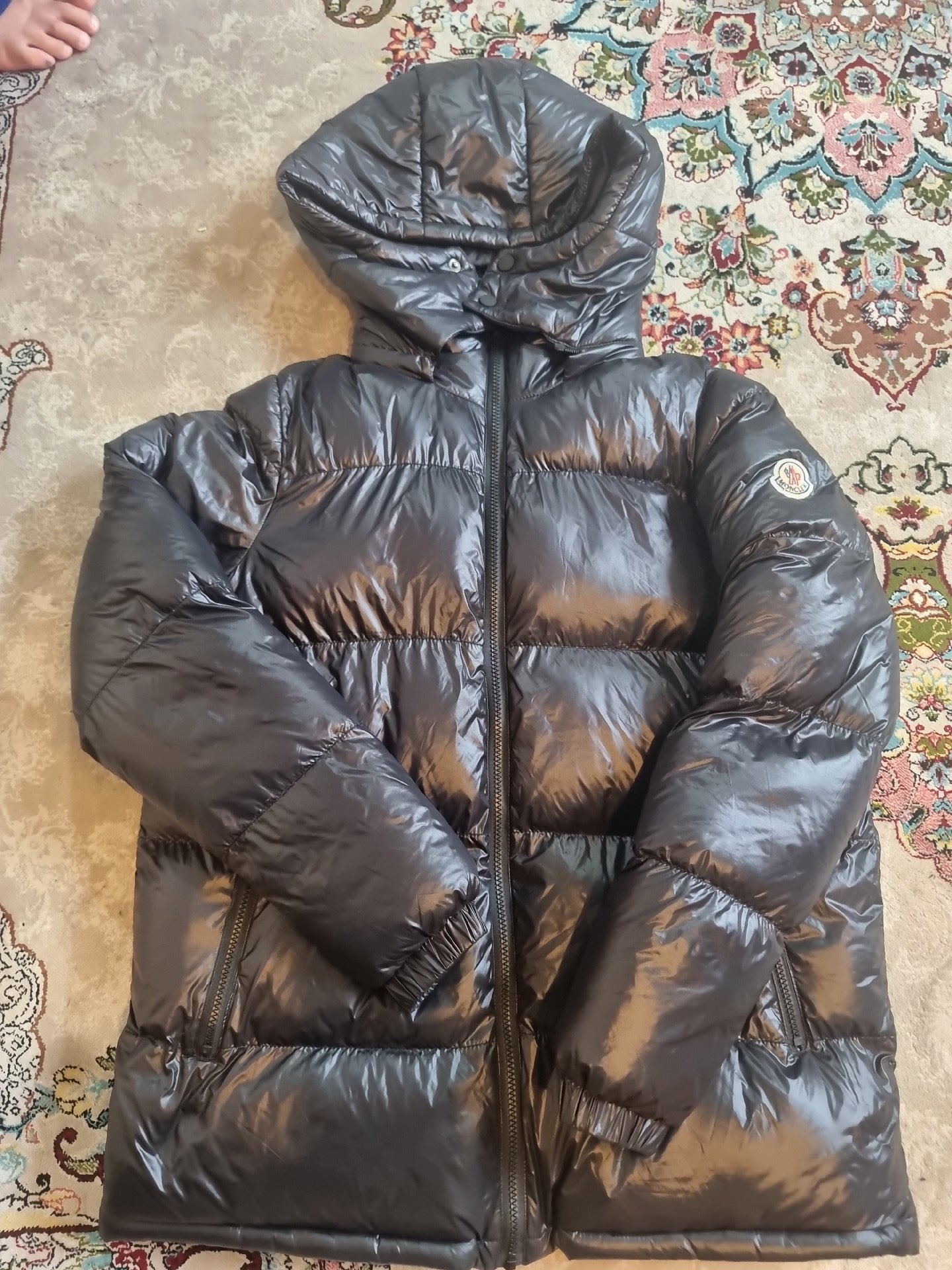 Moncler Black Puffer Jacket with Hood, Moncler, L, Excellent condition — preloved on SilentSale®