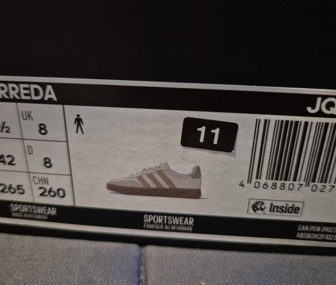 Adidas White Trainers with Gum Sole – UK 8, Adidas, 8, New condition — preloved on SilentSale®