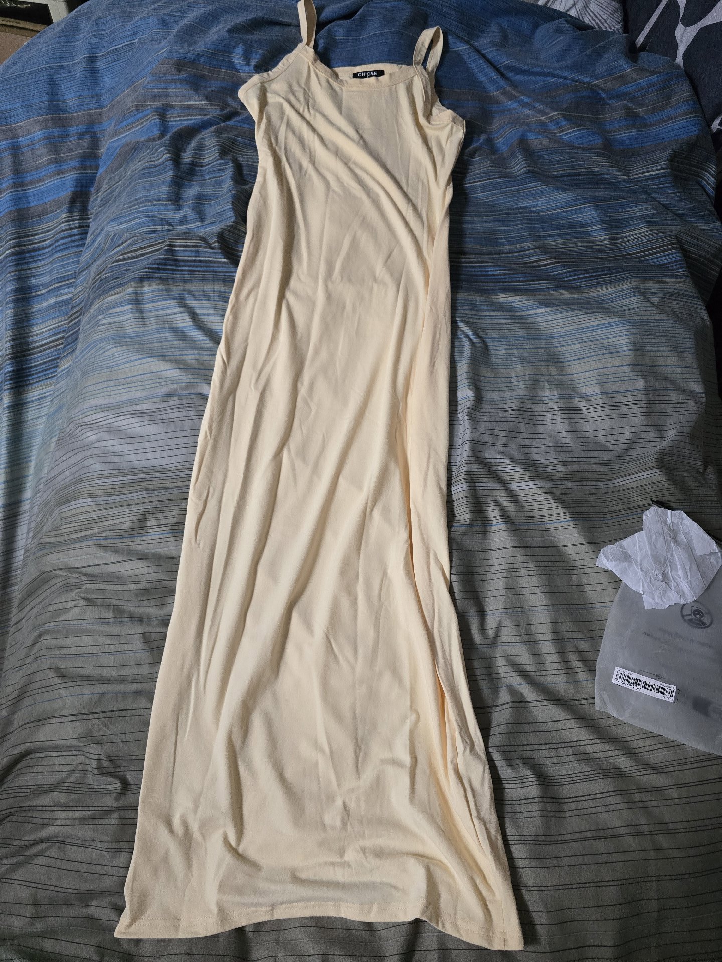 Long Casual dress, ChicMe, 8, New condition — preloved on SilentSale®