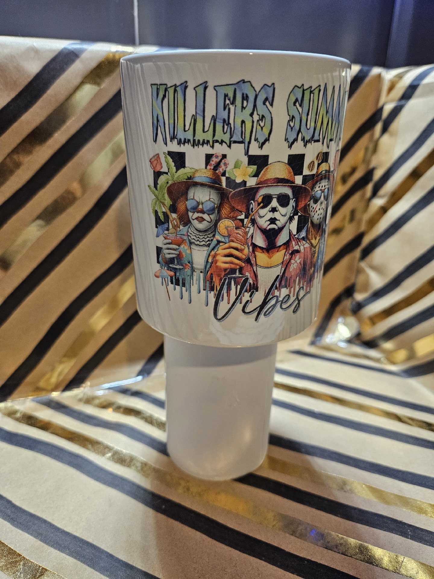 Summer Vibes Ceramic Mug with Heart Handle, Unbranded, One Size, New condition — preloved on SilentSale®