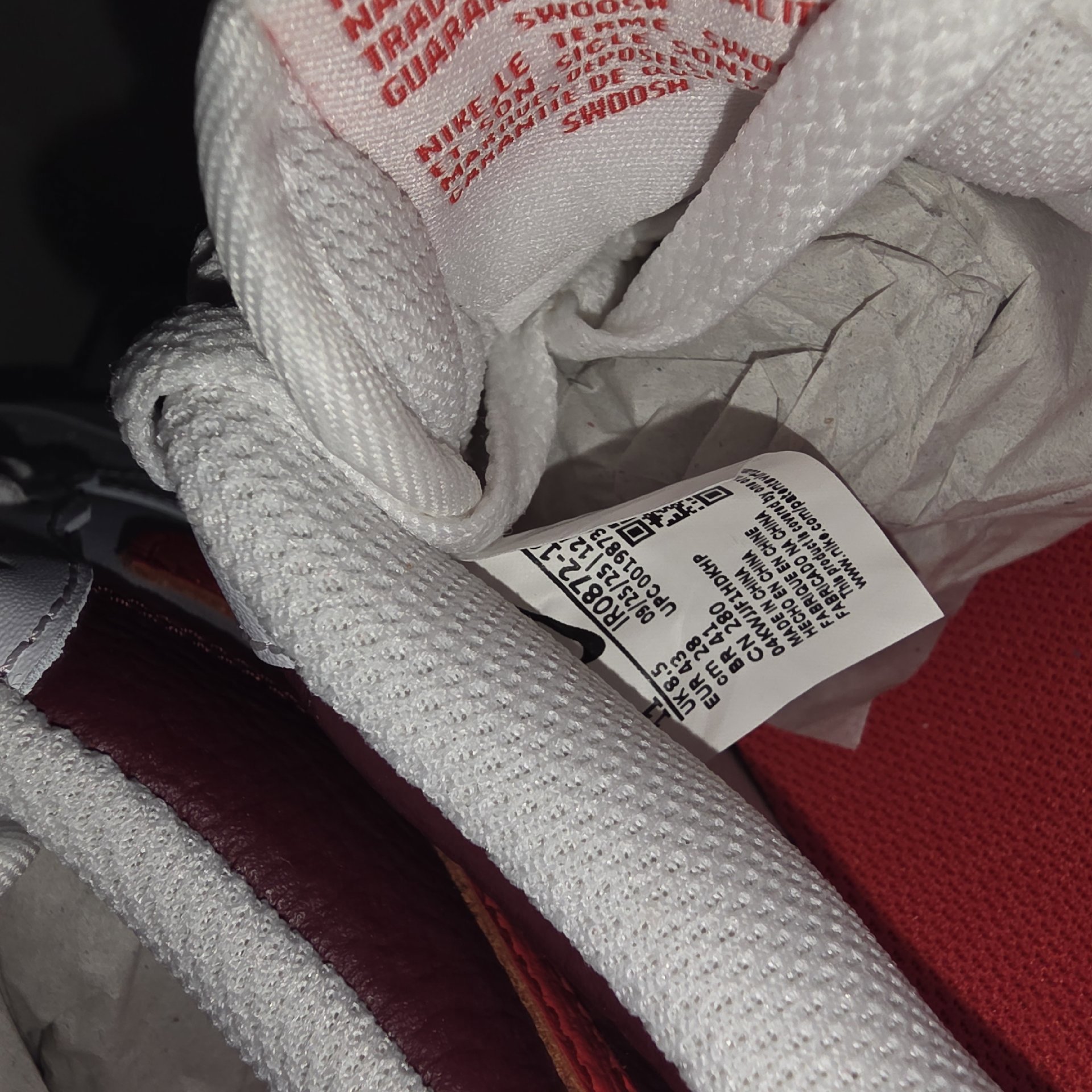 Nike Air Force 1 White Red Trainers – UK 8.5, Nike, 8.5, Excellent condition — preloved on SilentSale®