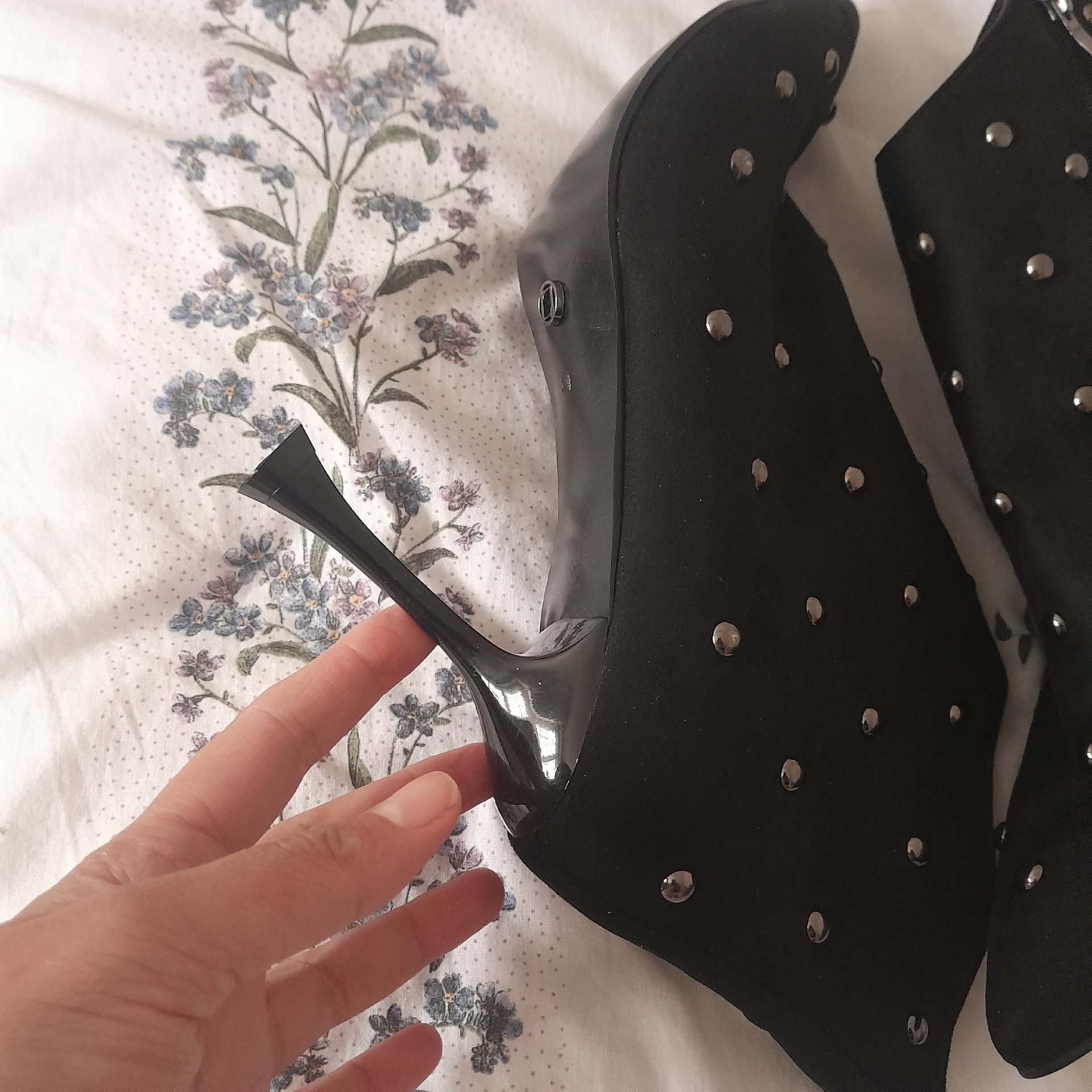 Ladies shoes , Lipsy, UK 7W, Excellent condition — preloved on SilentSale®