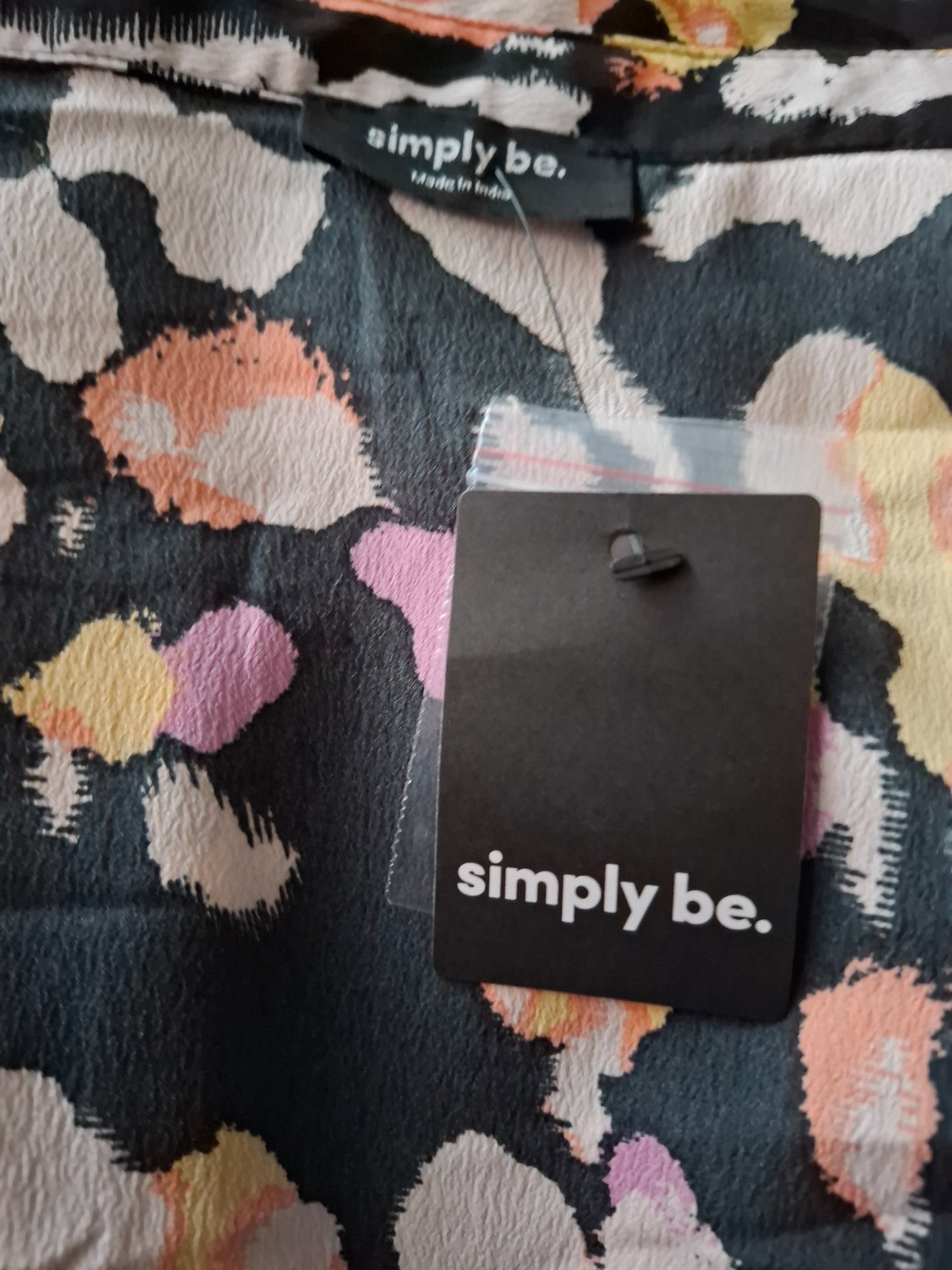 Simply Be Black Floral Print Long Sleeve Dress, Simply Be, 10, New condition — preloved on SilentSale®