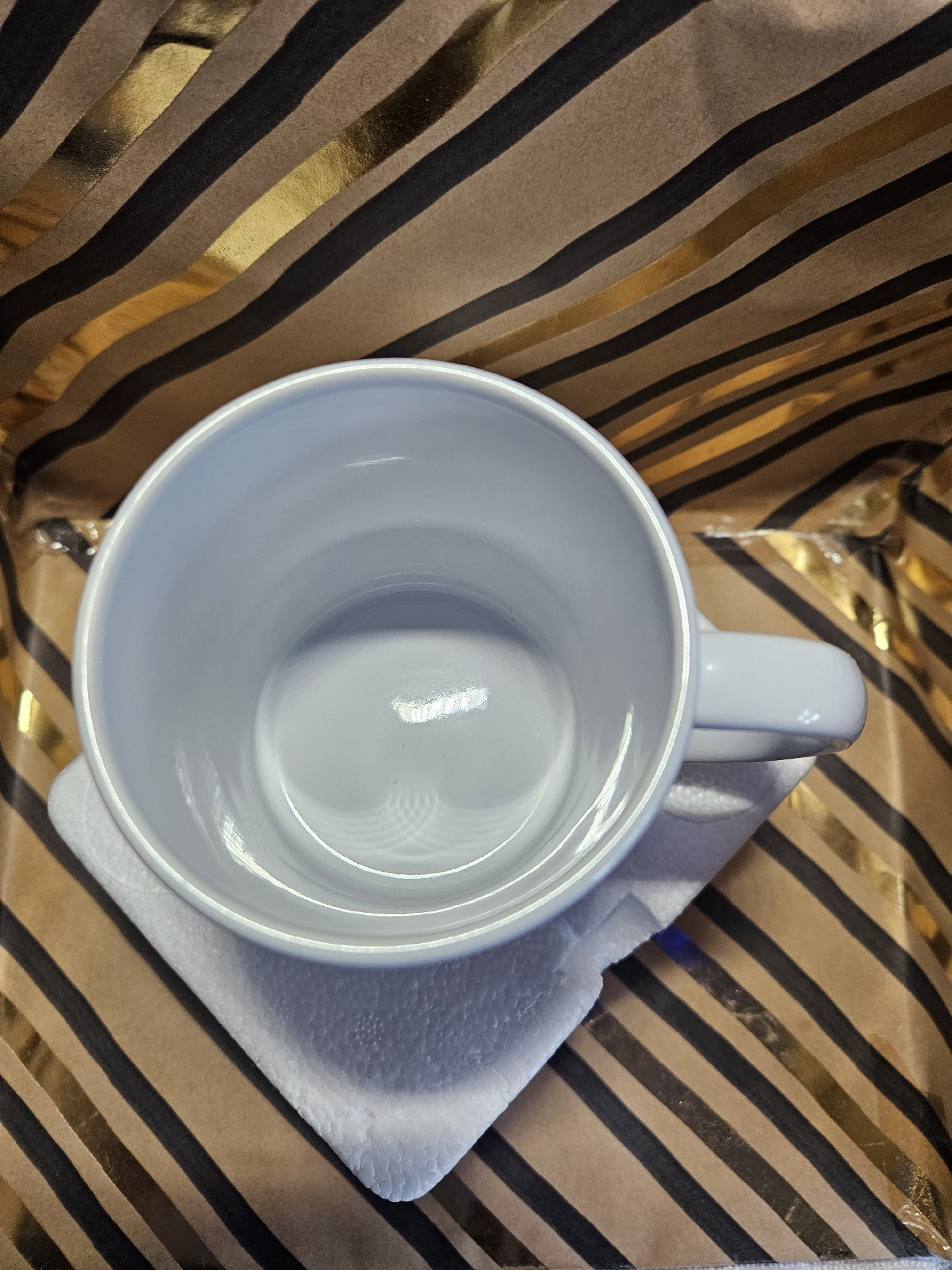 Halloween coffee mug, Unbranded, One Size, New condition — preloved on SilentSale®