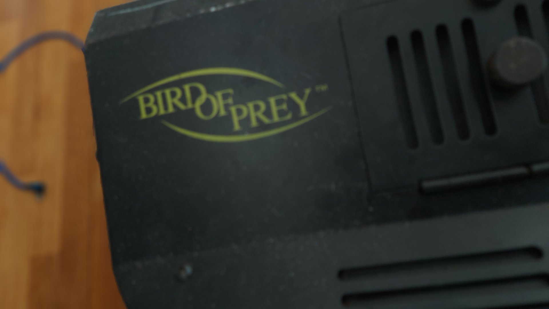 Bird of Prey LyteQuest Disco Light, Bird of Prey, One Size, Good condition — preloved on SilentSale®
