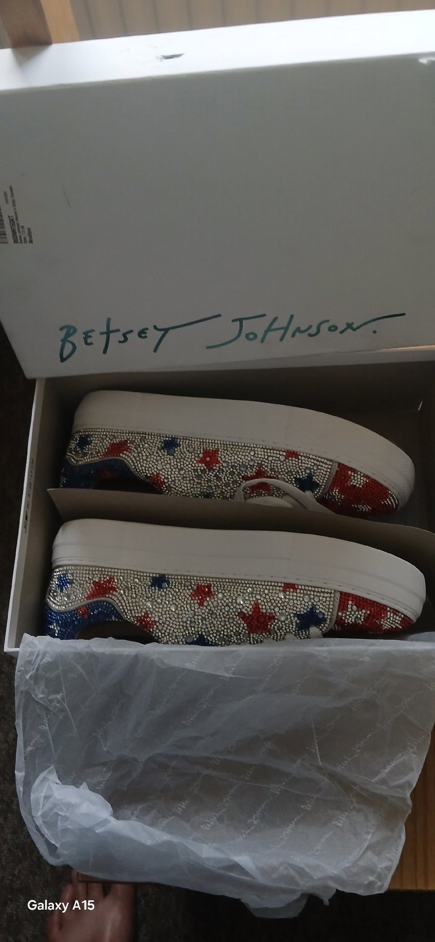 Betsey Johnson Sidny Stars Embellished Trainers – Size 7.5, Betsey Johnson, 7.5, New condition — preloved on SilentSale®