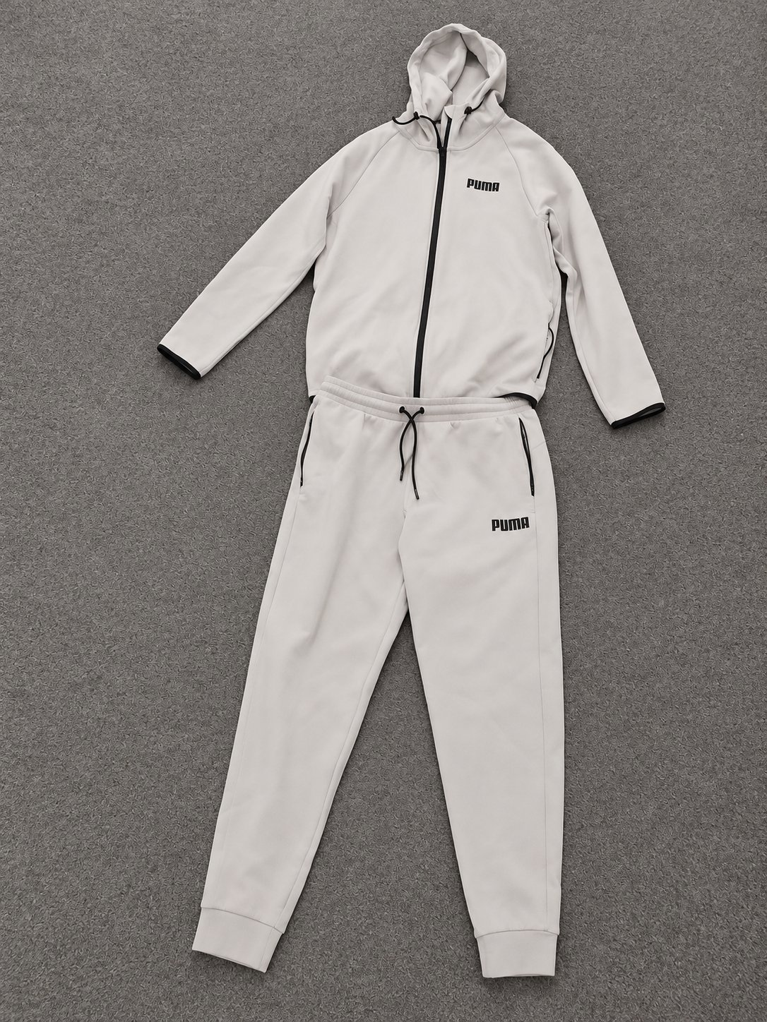 Puma Grey Hooded Tracksuit Set – Size L, Puma, L, Excellent condition — preloved on SilentSale®