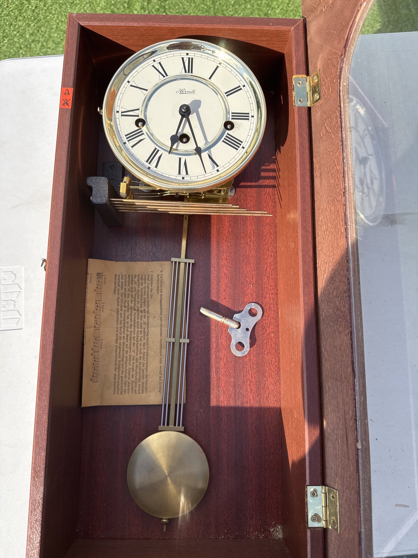 Antique Wooden Wall Clock with Pendulum, Hermle, One Size, Poor condition — preloved on SilentSale®