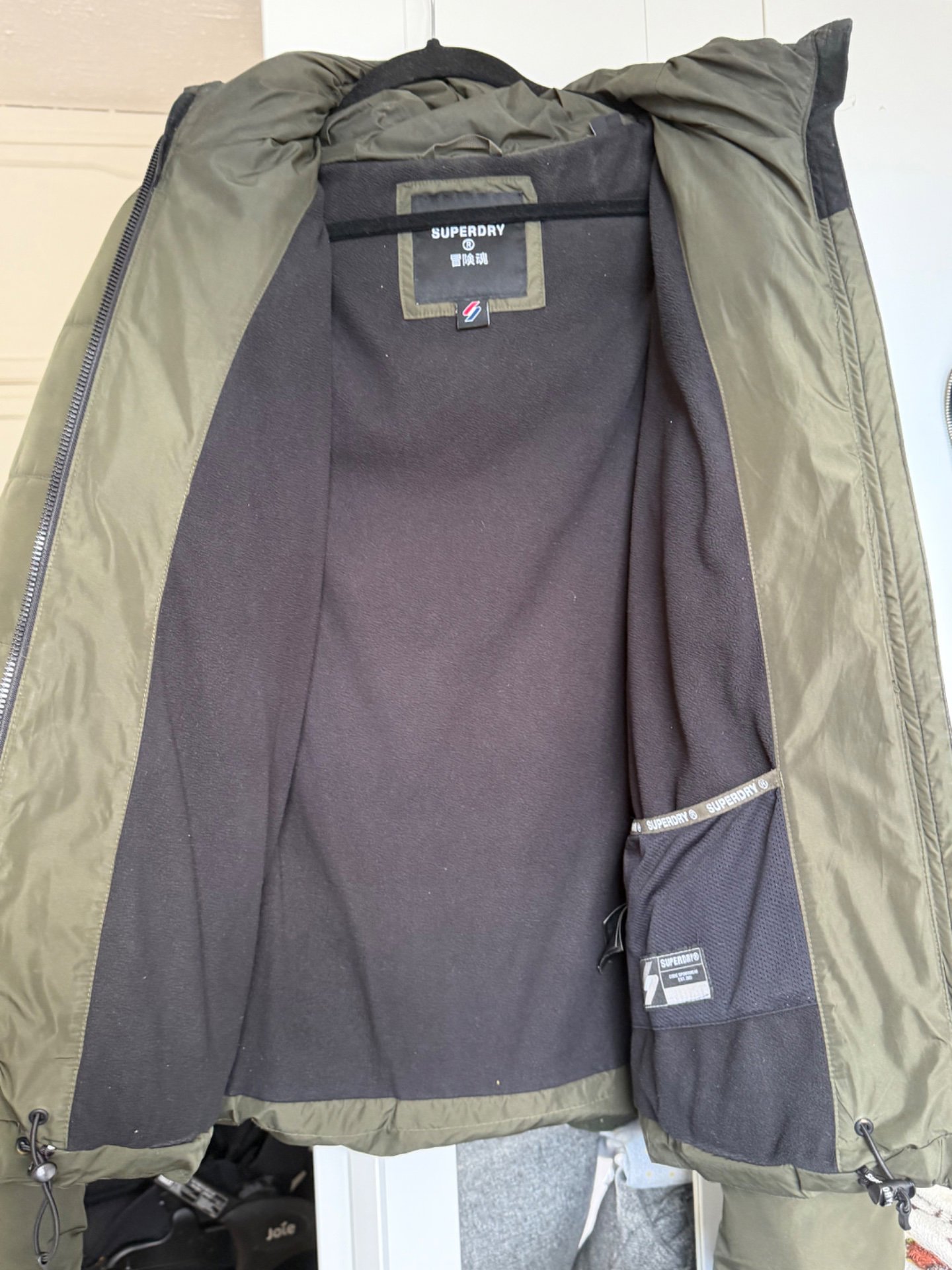 Men’s Superdry Khaki Puffer Jacket – Pre-owned, Superdry, 14, Excellent condition — preloved on SilentSale®