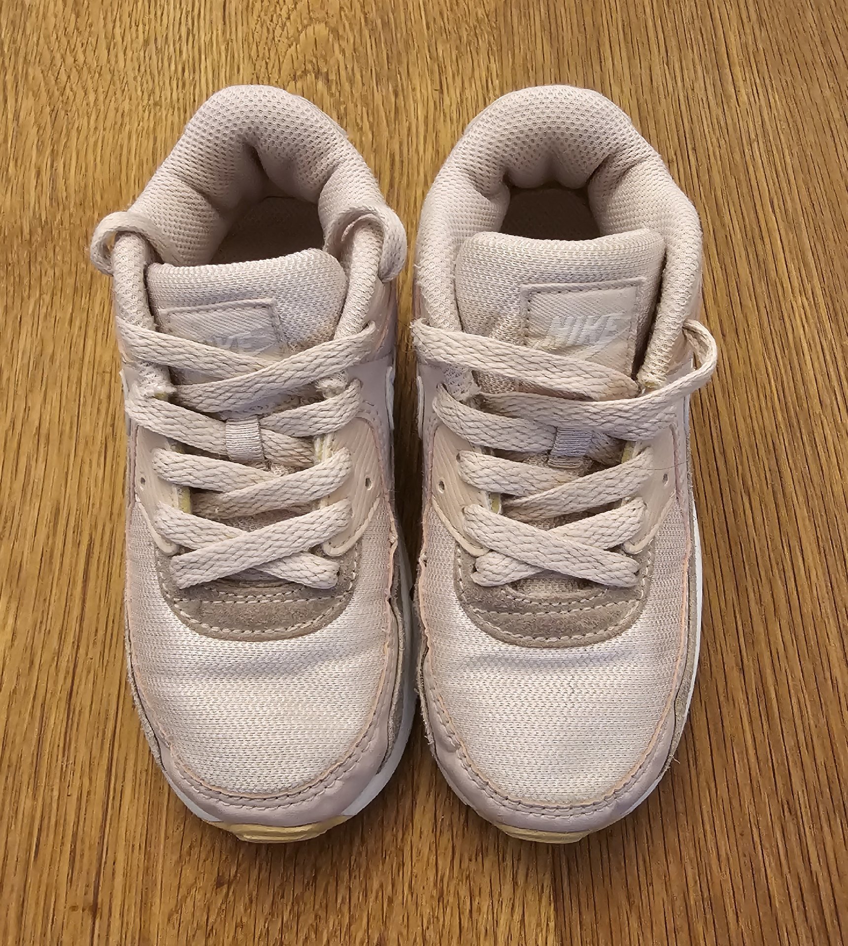 Nike Air Max 90 LTR Barely Pink Junior size 9.5, Nike, 9.5, Excellent condition — preloved on SilentSale®