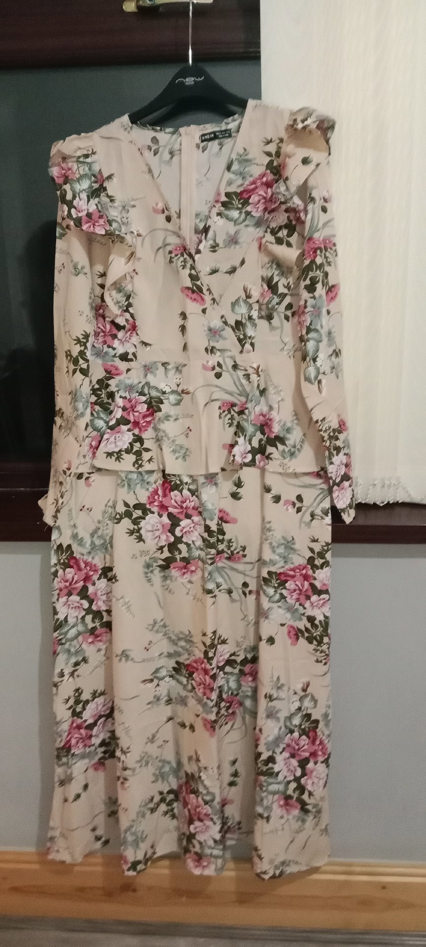  Floral Print Long Sleeve Maxi Dress, Shein, 16, New condition — preloved on SilentSale®