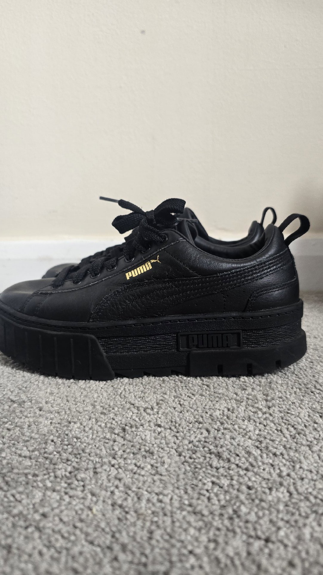 Puma Mayze Classic Women’s Trainers UK 4 Black, Puma, 4, Good condition — preloved on SilentSale®