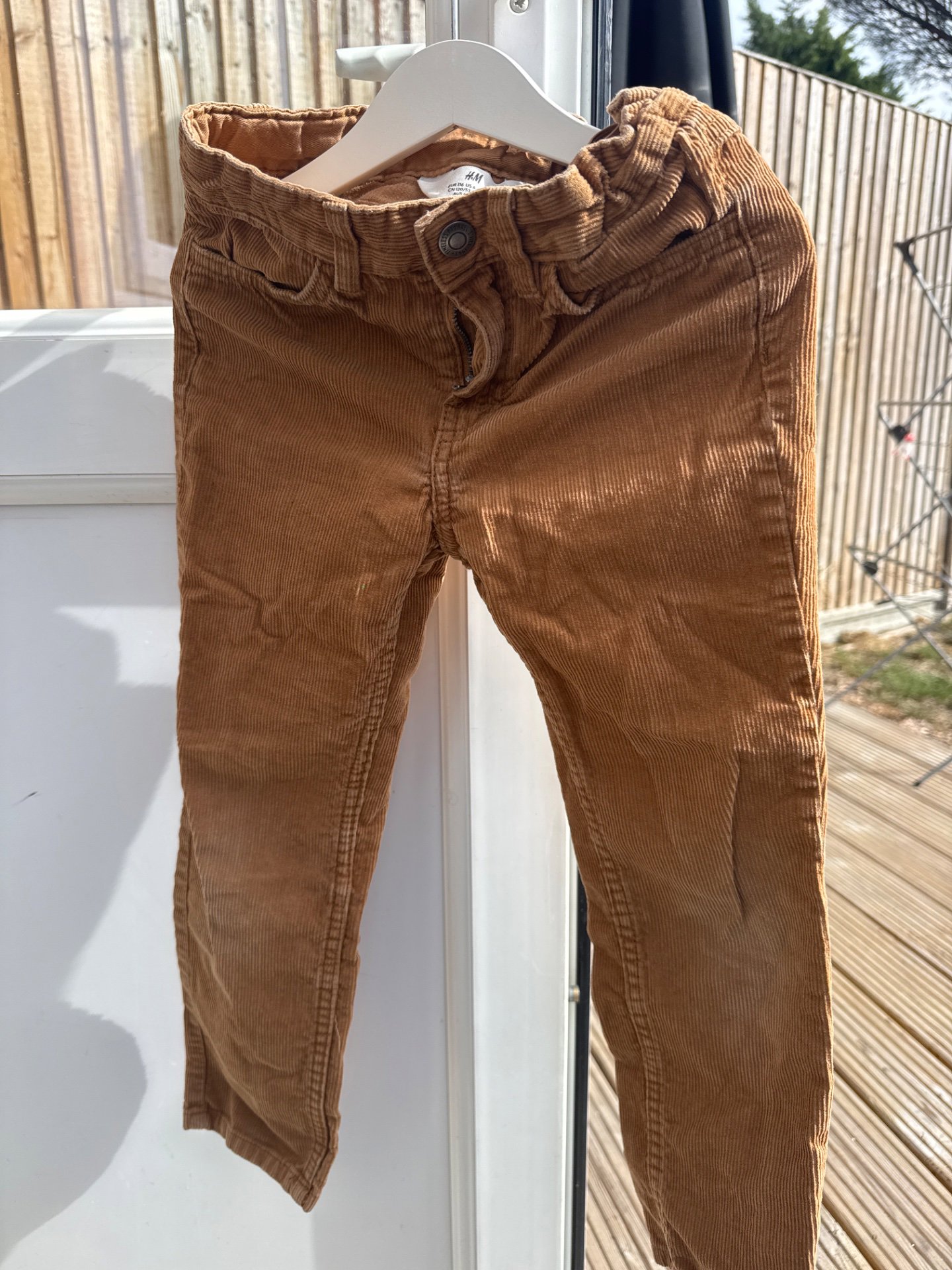 H&M Kids Brown Trousers – Size 5-6Y, H&M, 5-6 years, Excellent condition — preloved on SilentSale®