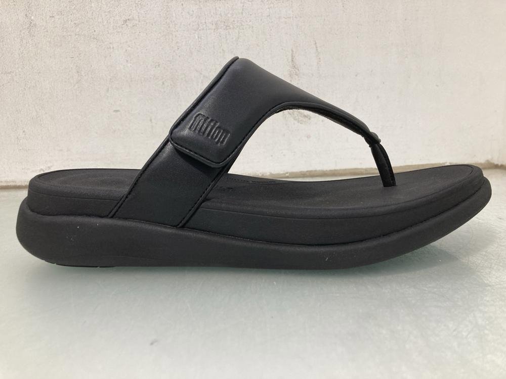 FitFlop Black Toe Post Sandals – Size 8, FitFlop, 8, New condition — preloved on SilentSale®
