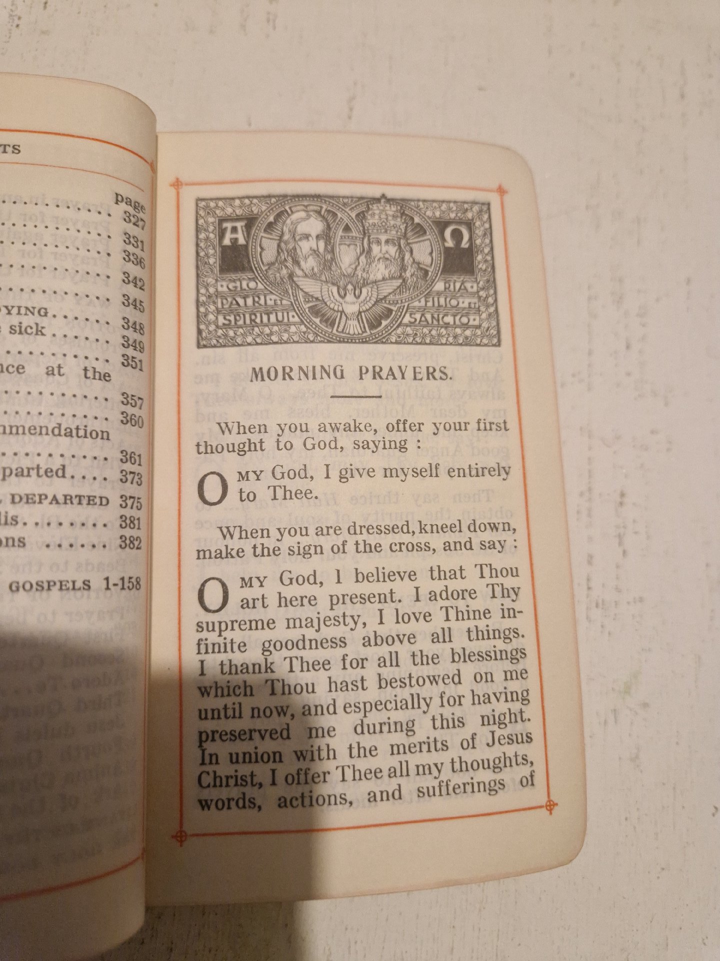 Leather-bound prayer book titled 'The Treasury of the Sacred Heart' published by The Splighal Press Ltd., Turnhout, Belgium, Unbranded, One Size, Excellent condition — preloved on SilentSale®