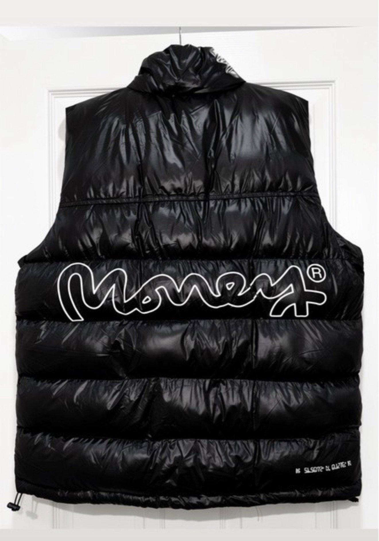 Money Black Puffer Gilet Vest – Size L, Money, L, New condition — preloved on SilentSale®