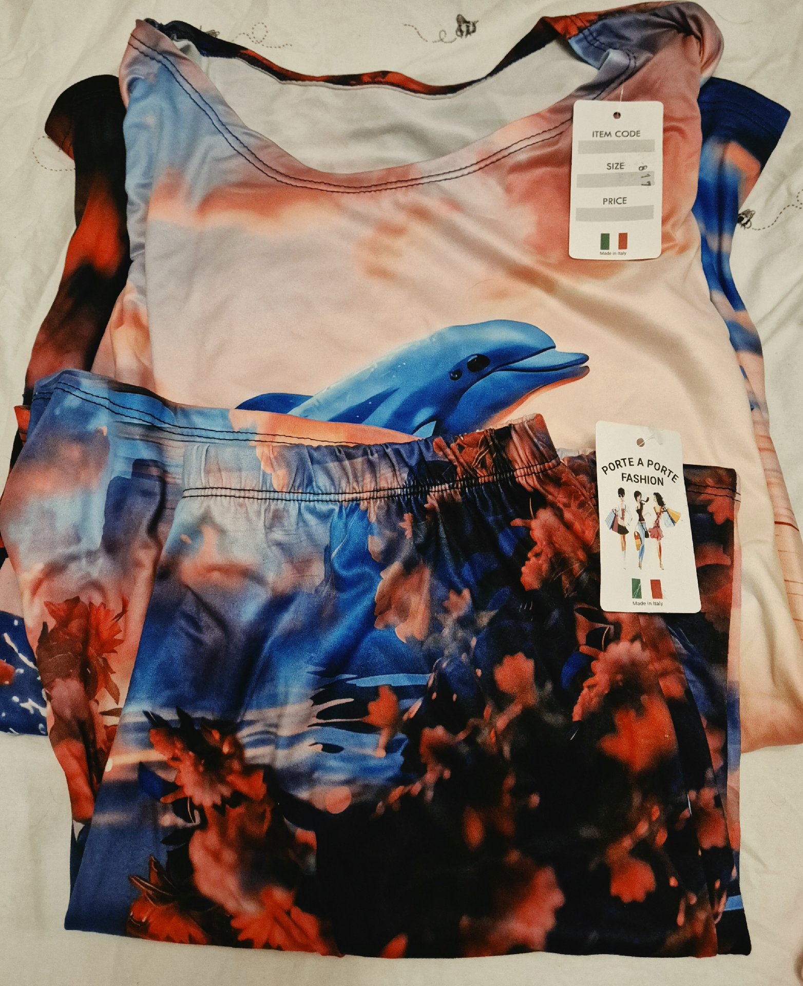 1 SET Porte A Porte Fashion Women's Lounge Sets Various Colours and Prints, Porte A Porte Fashion, Large (A1+), New condition — preloved on SilentSale®