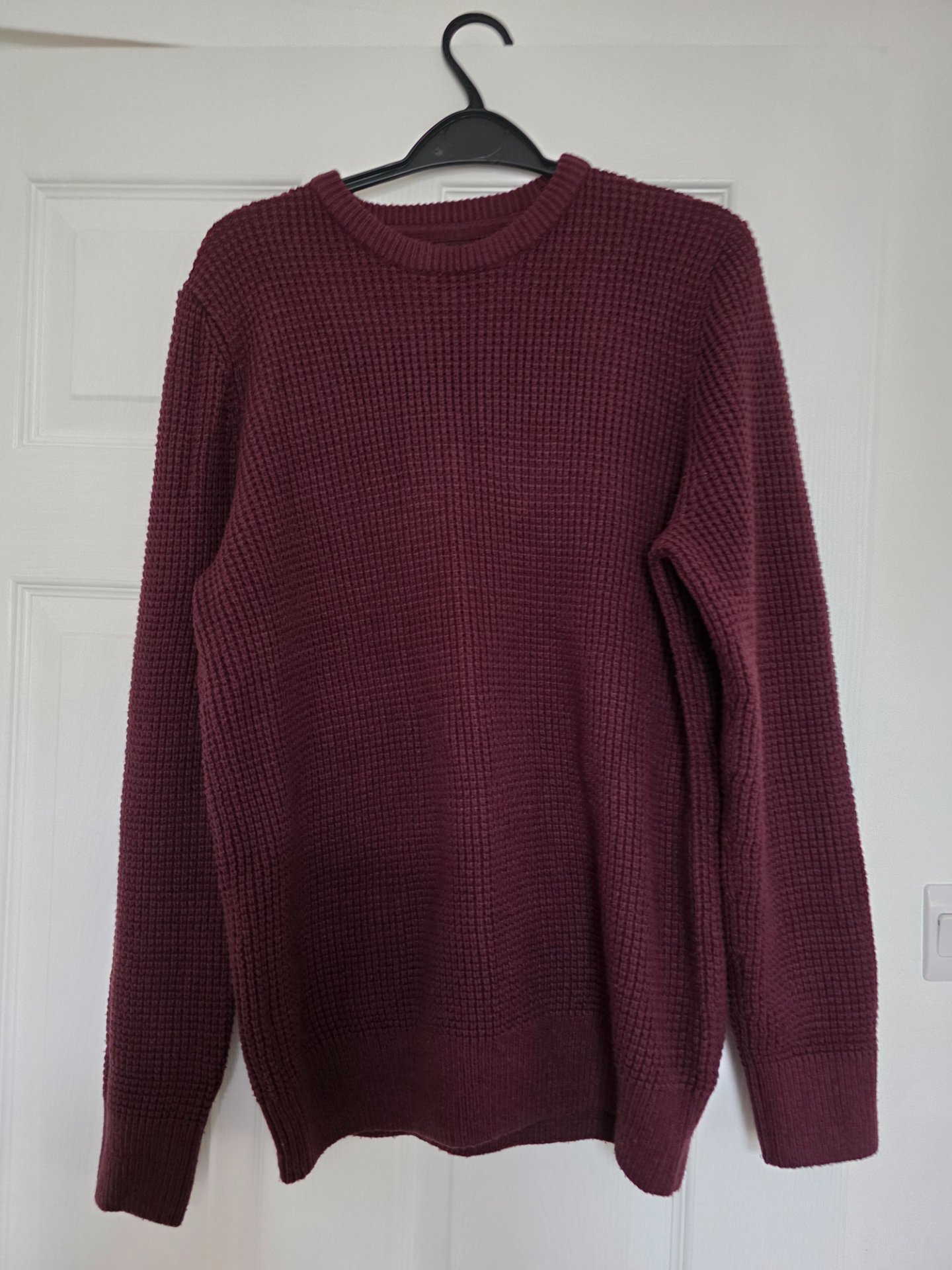 Burgundy Waffle Knit Jumper, New Look, M, Excellent condition — preloved on SilentSale®