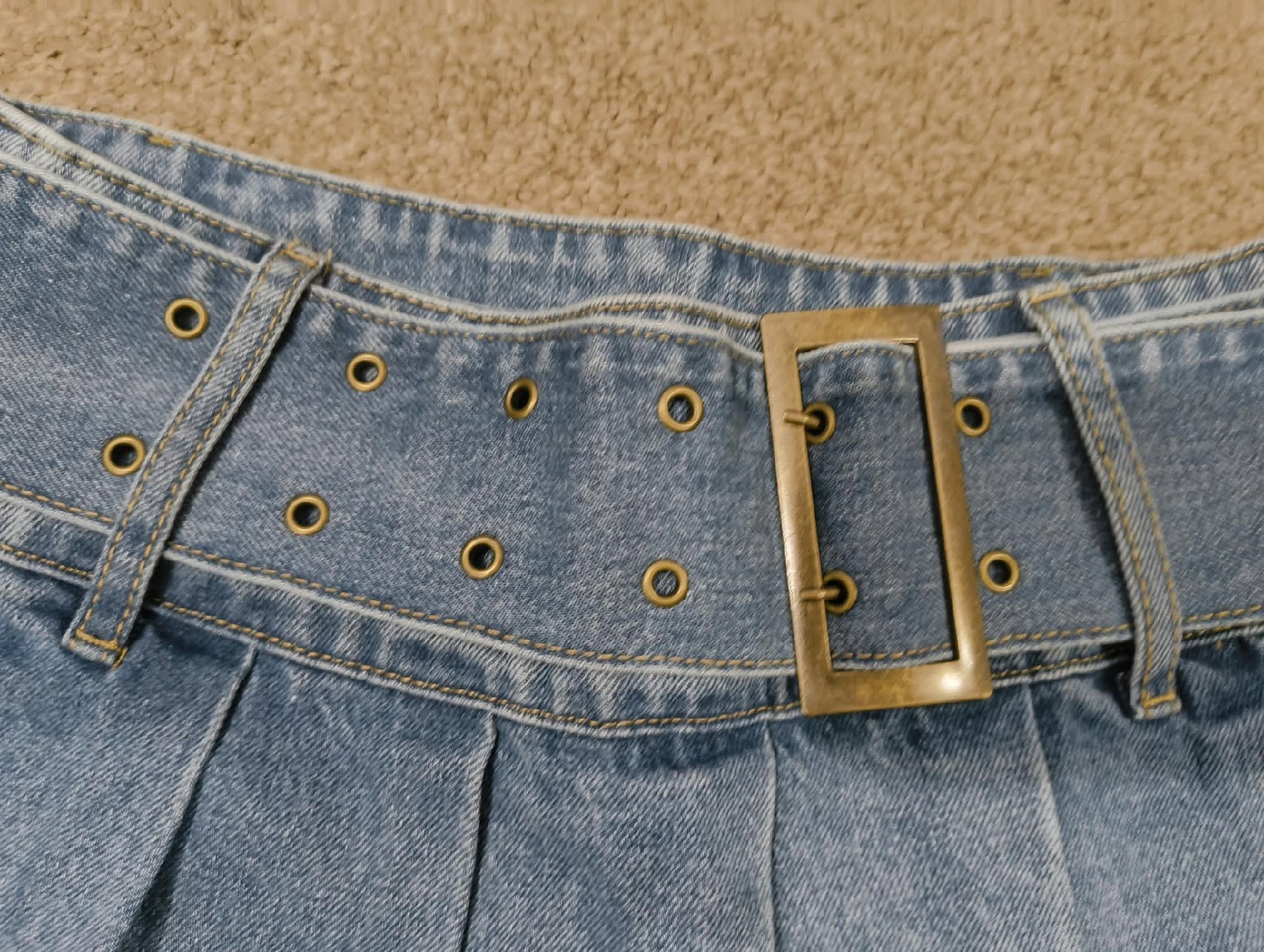 Edikted Denim Pleated Skort with Belt – XS, Edikted, XS, Excellent condition — preloved on SilentSale®