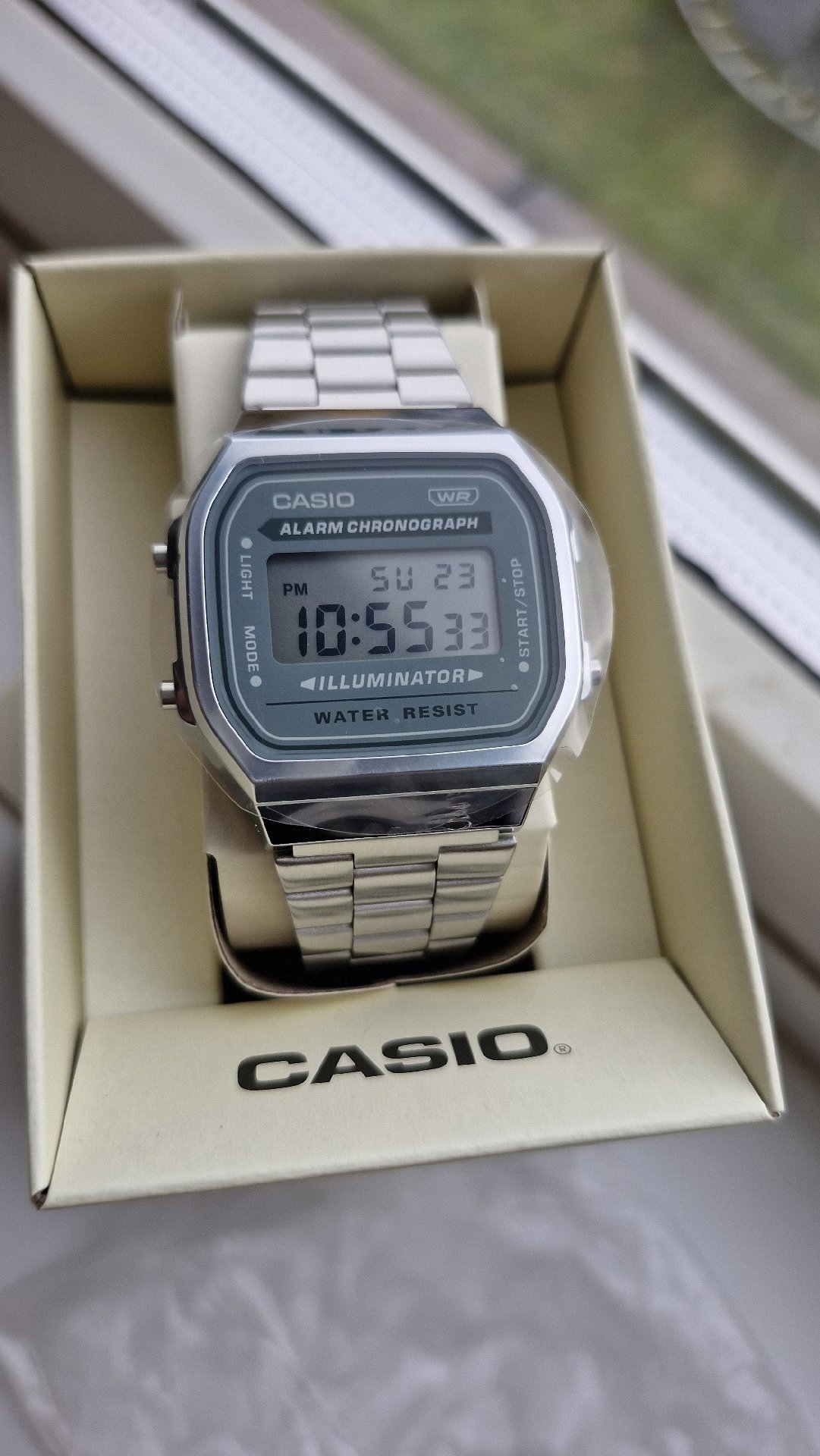 Casio Vintage Alarm Chronograph Watch Silver Tone Stainless Steel , Casio, 38mm, New condition — preloved on SilentSale®