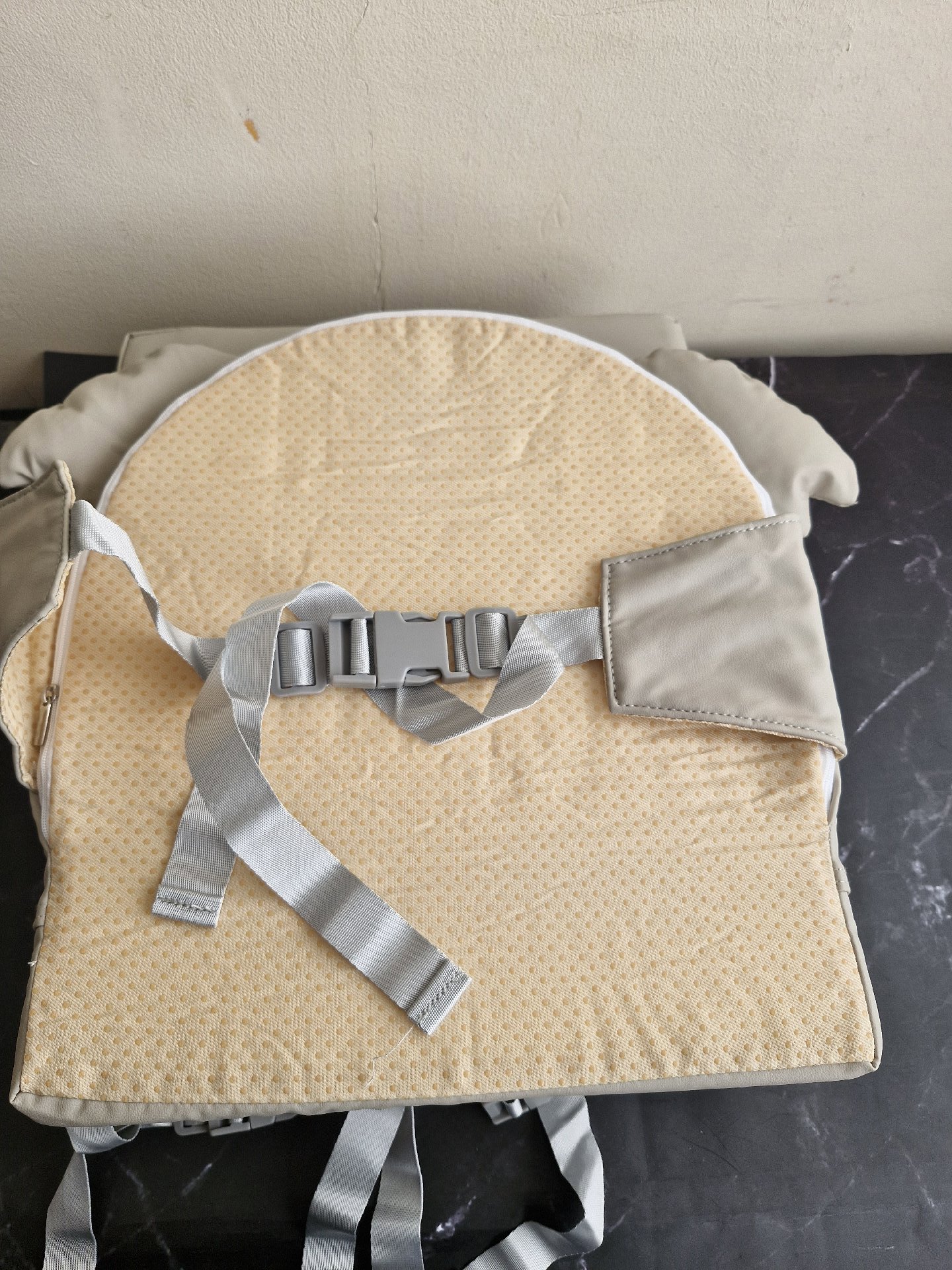 Koala Design Portable Booster Seat for Kids, Unbranded, One Size, Excellent condition — preloved on SilentSale®