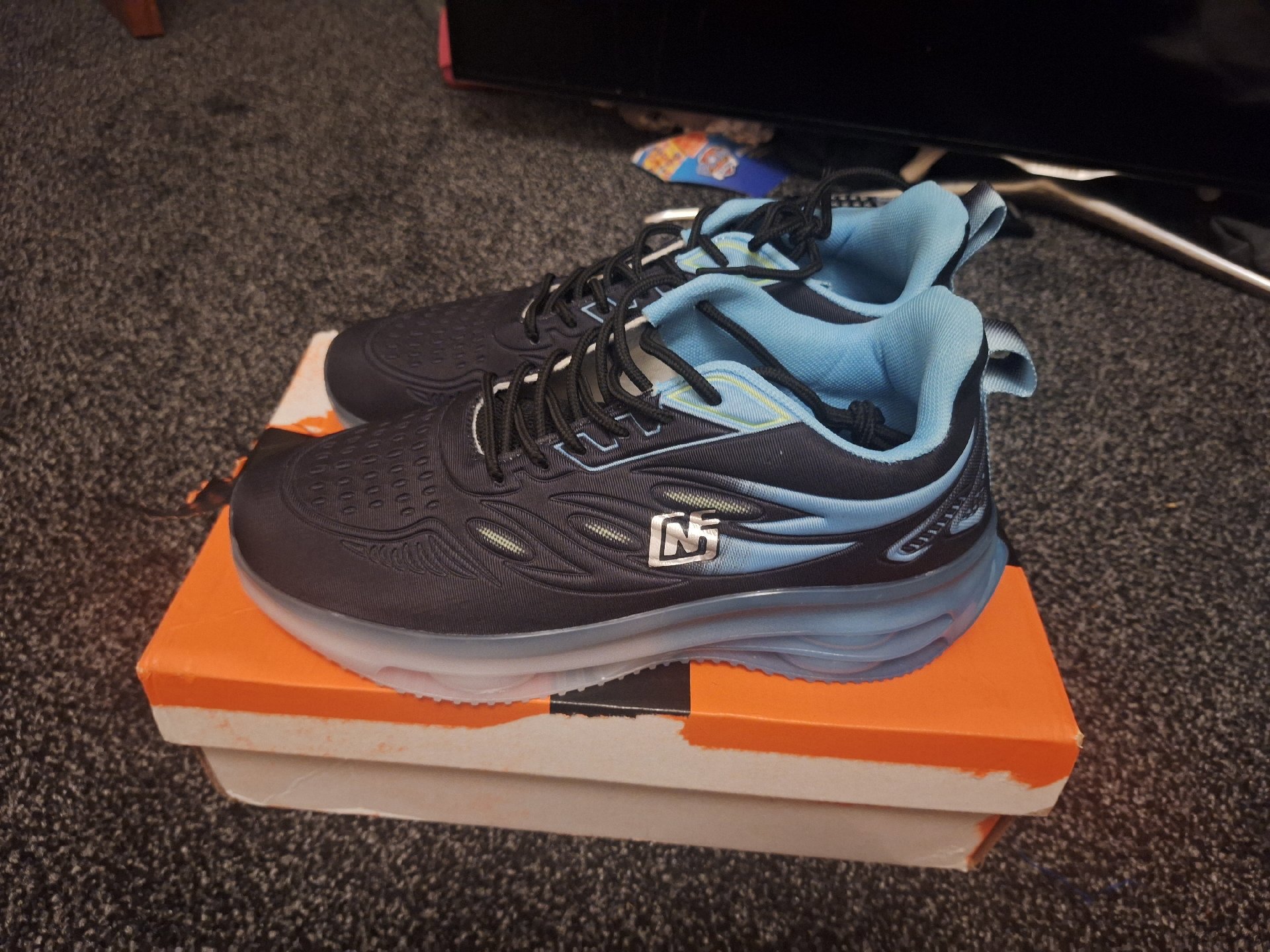 Black and Blue Sports Trainers Size 43, Unbranded, 43, New condition — preloved on SilentSale®